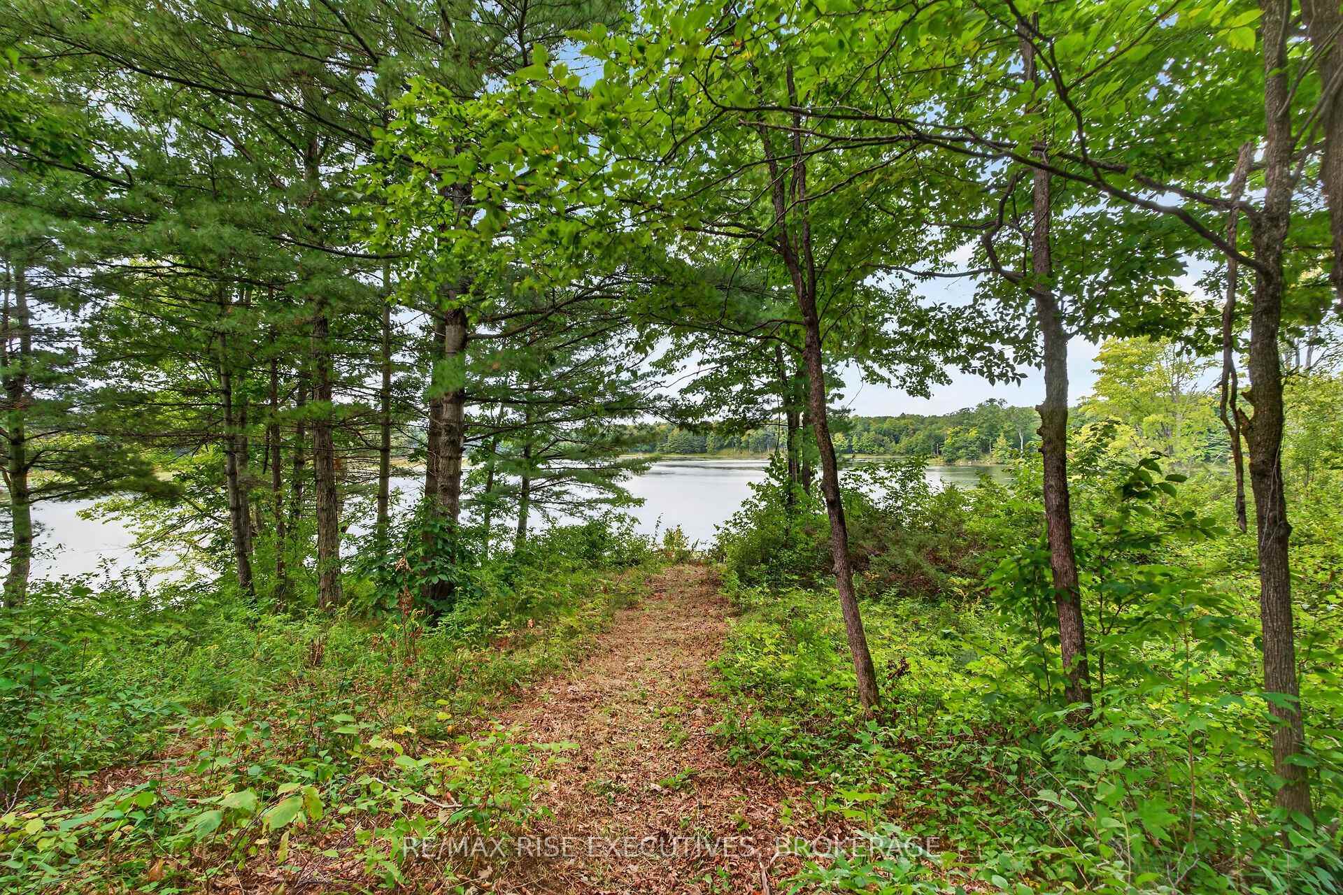 Photo 34 of 202 Deans Island Road, Rideau Lakes, Rideau Lakes (South Crosby) Twp — HOMEH