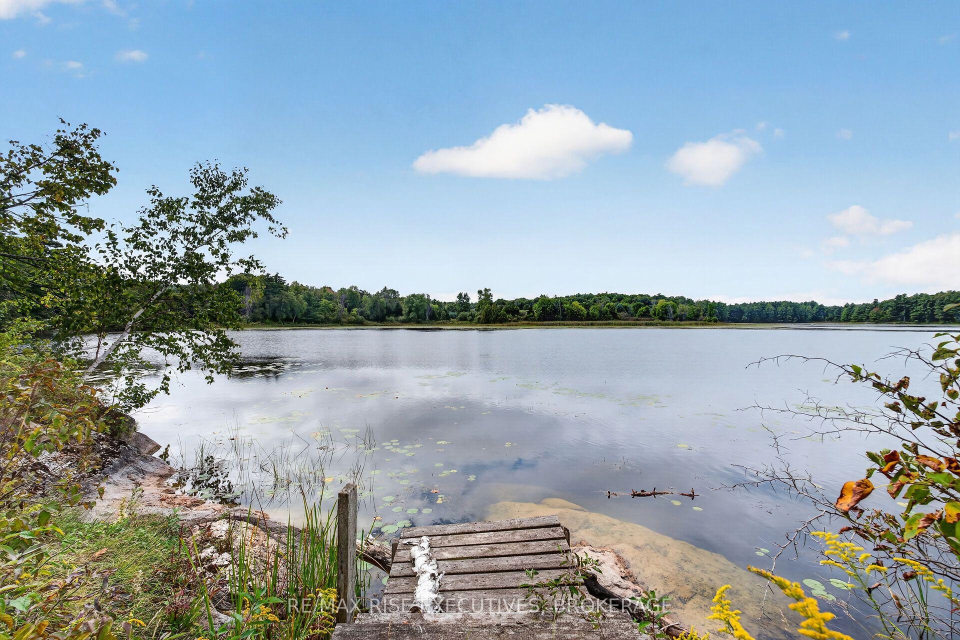 Photo 37 of 202 Deans Island Road, Rideau Lakes, Rideau Lakes (South Crosby) Twp — HOMEH
