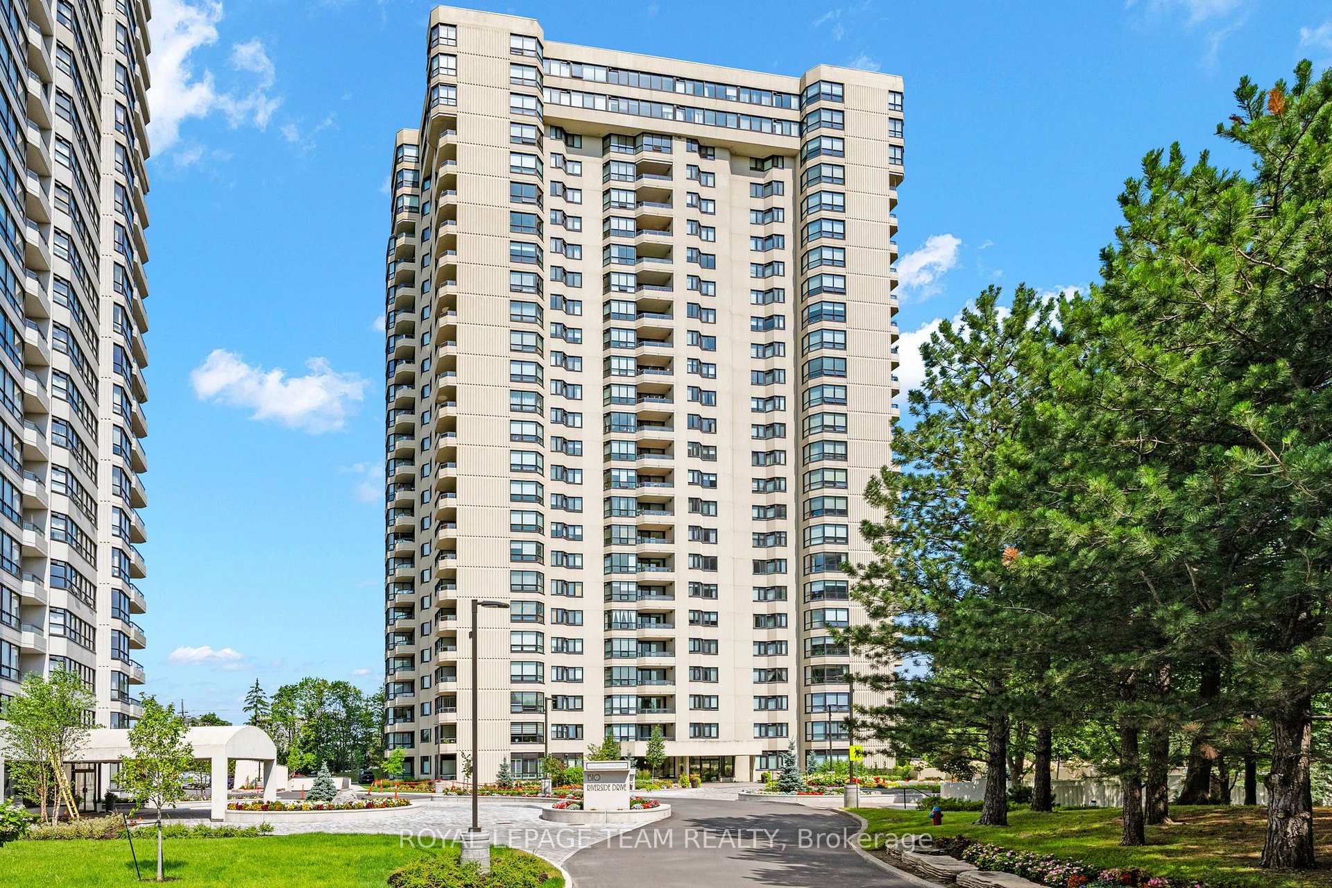 Photo of Unit 2408, 1500 Riverside Drive