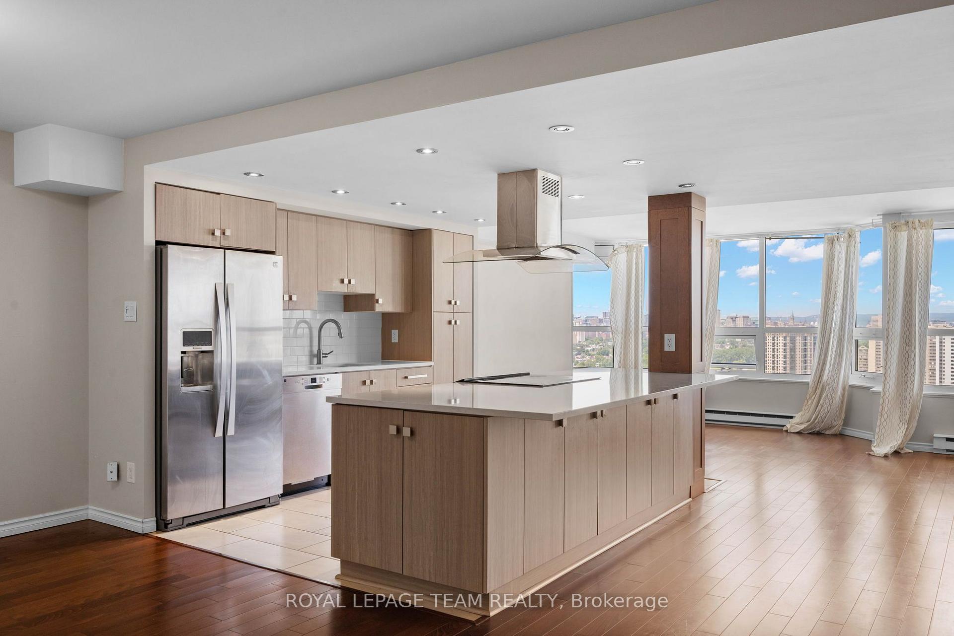 Photo 10 of Unit 2408, 1500 Riverside Drive, Ottawa, Riverview Park — HOMEH