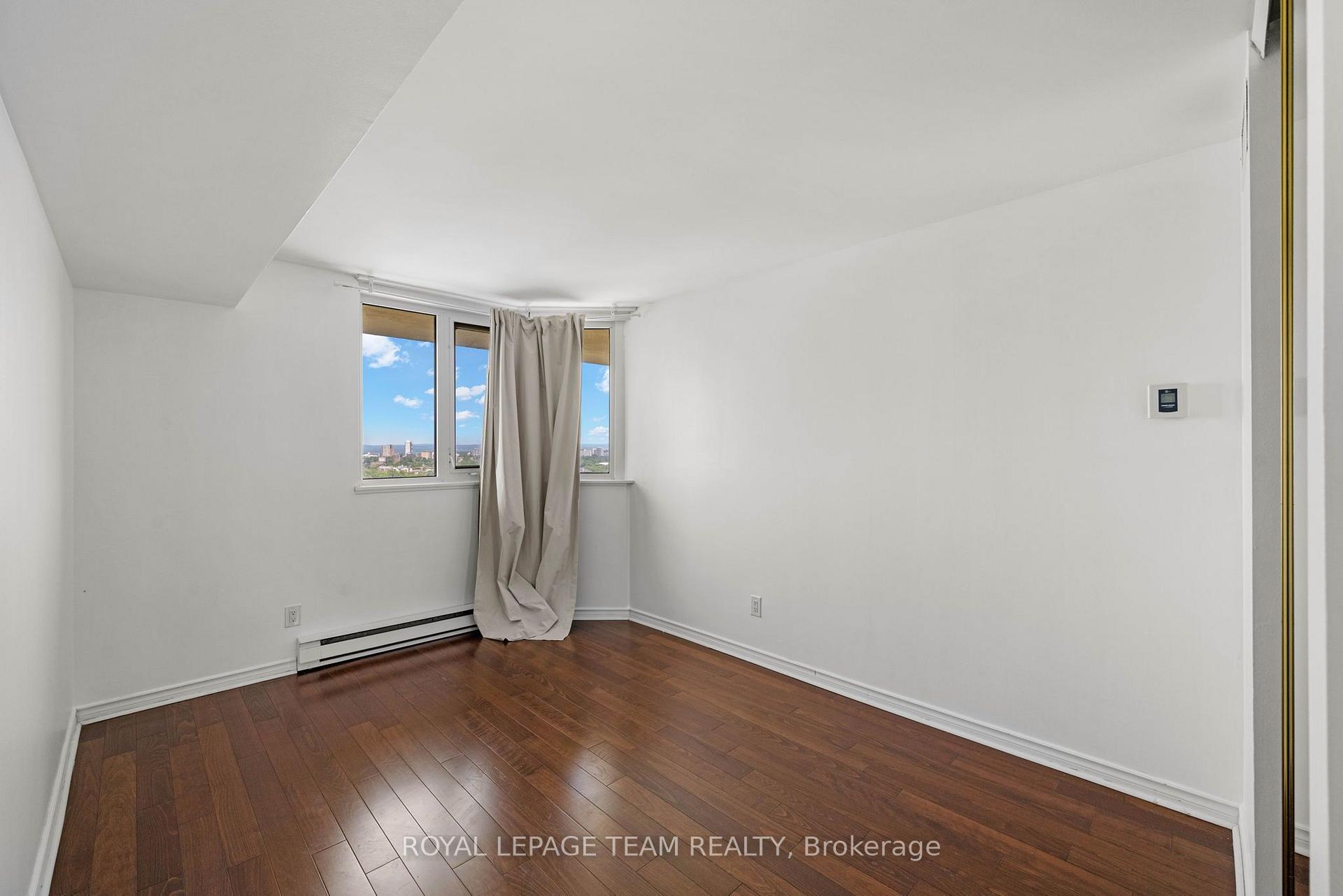 Photo 21 of Unit 2408, 1500 Riverside Drive, Ottawa, Riverview Park — HOMEH