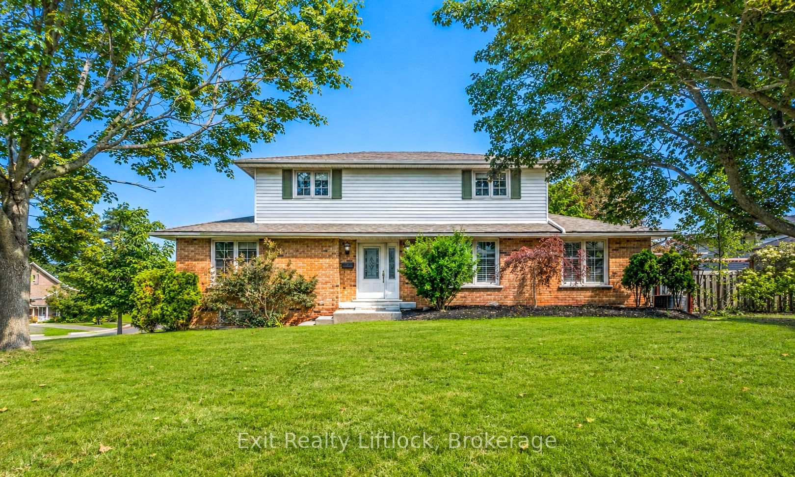 Photo of 958 Smithside Court