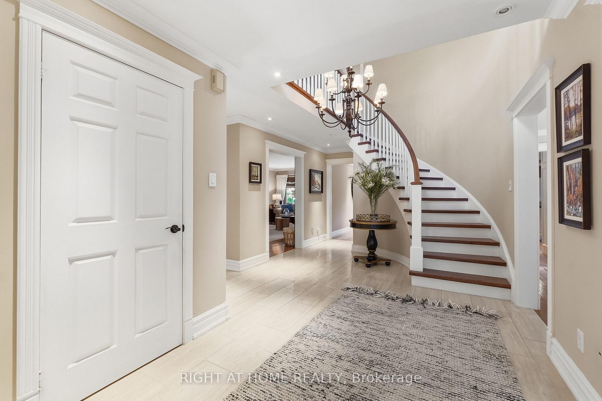 Photo 3 of 1594 Heritage Way, Oakville, Glen Abbey — HOMEH