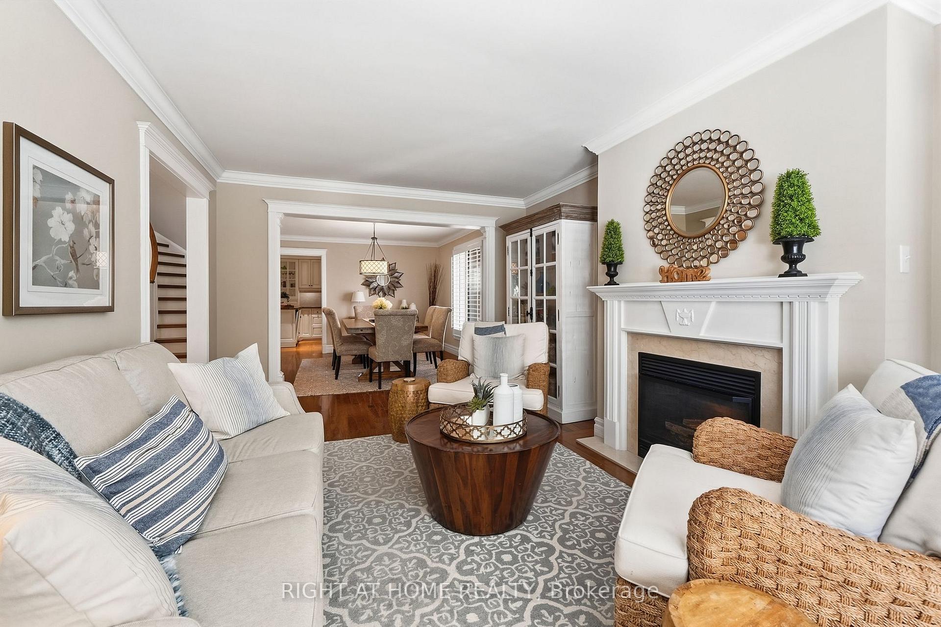 Photo 5 of 1594 Heritage Way, Oakville, Glen Abbey — HOMEH