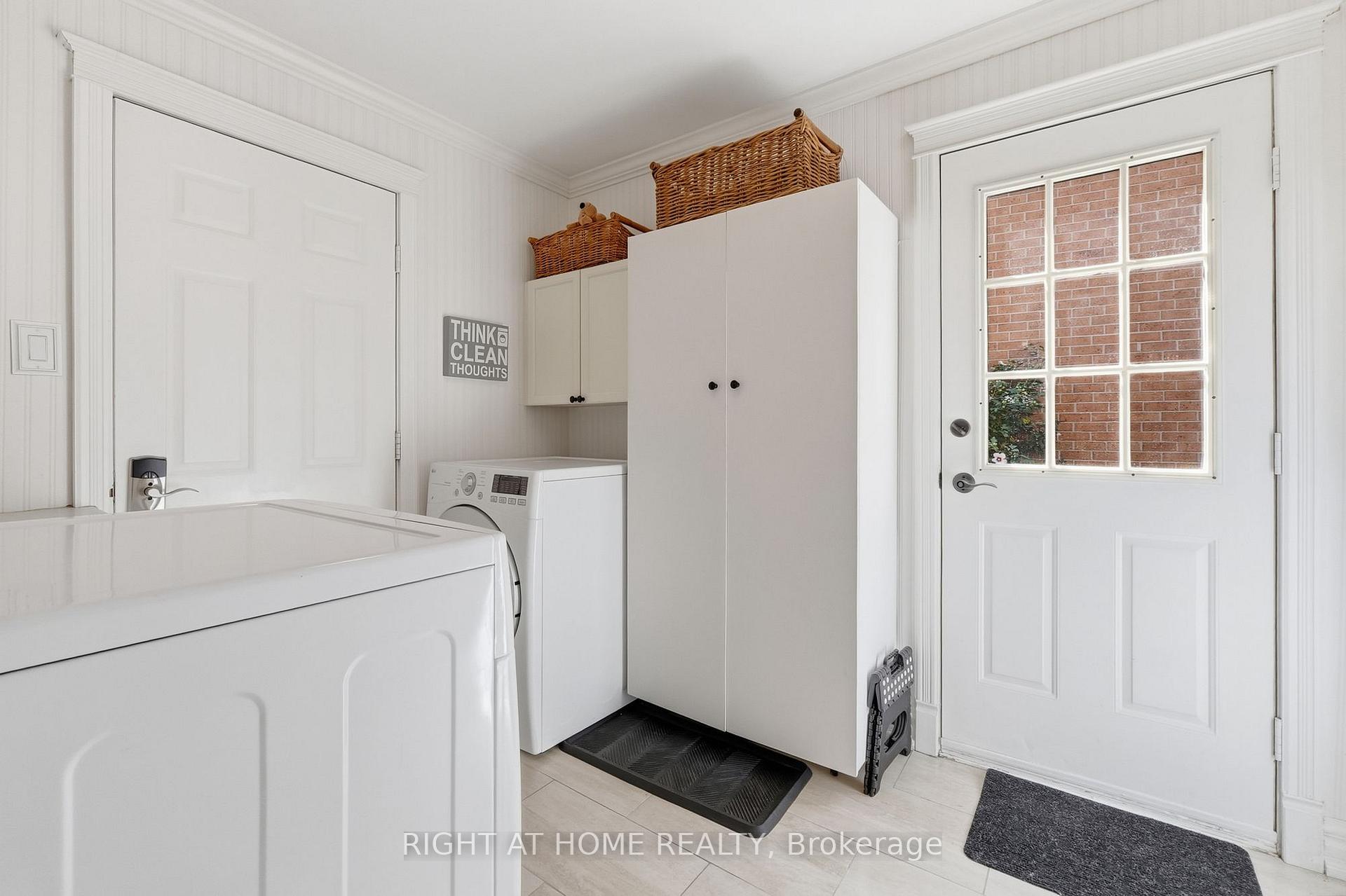 Photo 21 of 1594 Heritage Way, Oakville, Glen Abbey — HOMEH