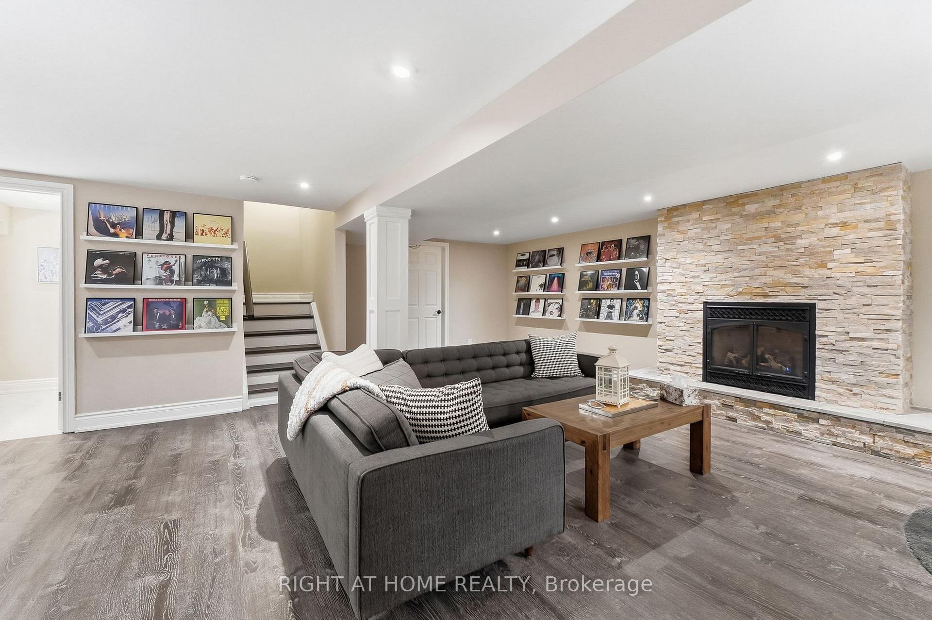 Photo 36 of 1594 Heritage Way, Oakville, Glen Abbey — HOMEH