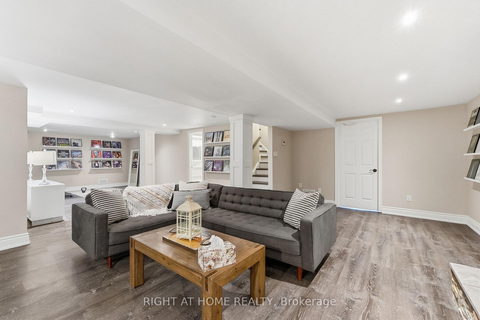 Photo 37 of 1594 Heritage Way, Oakville, Glen Abbey — HOMEH