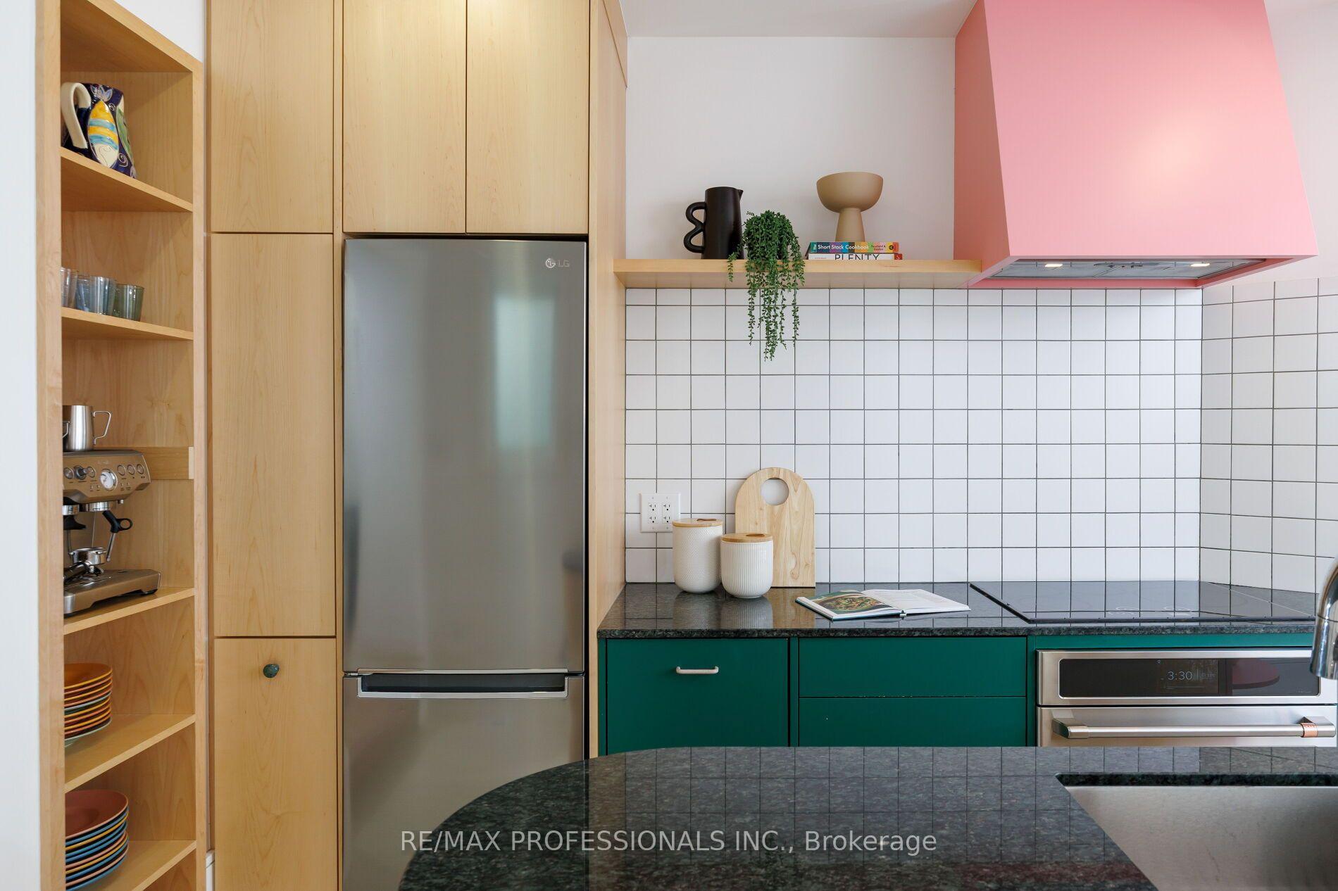 Photo 16 of 69 Sheridan Avenue, Toronto, Little Portugal — HOMEH
