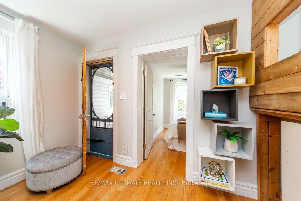 Photo 23 of 37 Gowan Avenue, Toronto, Broadview North — HOMEH