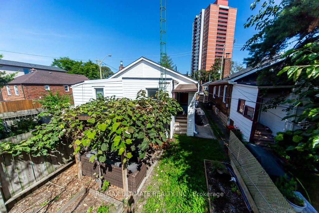 Photo 33 of 37 Gowan Avenue, Toronto, Broadview North — HOMEH