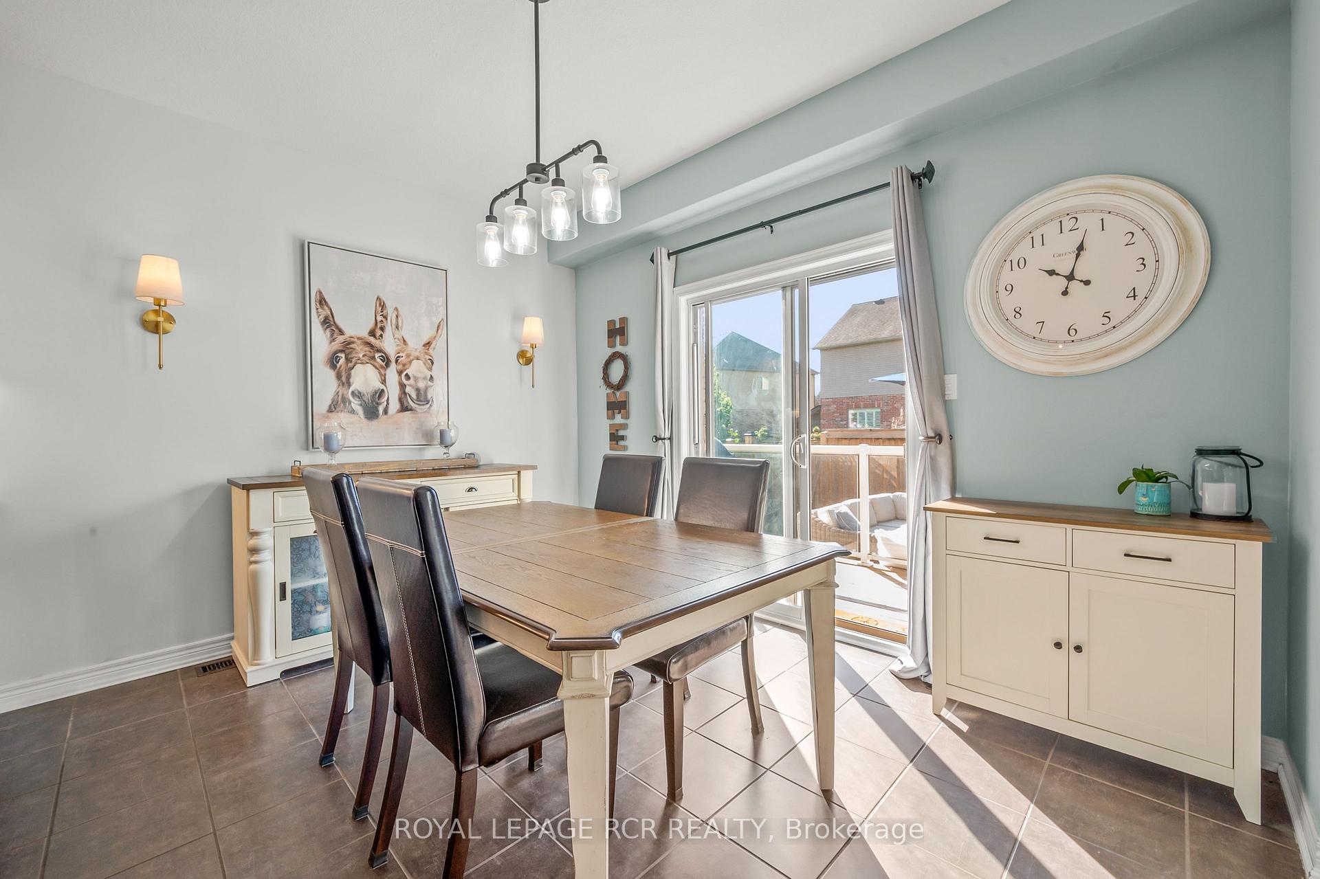 Photo 9 of 85 Laverty Crescent, Orangeville — HOMEH
