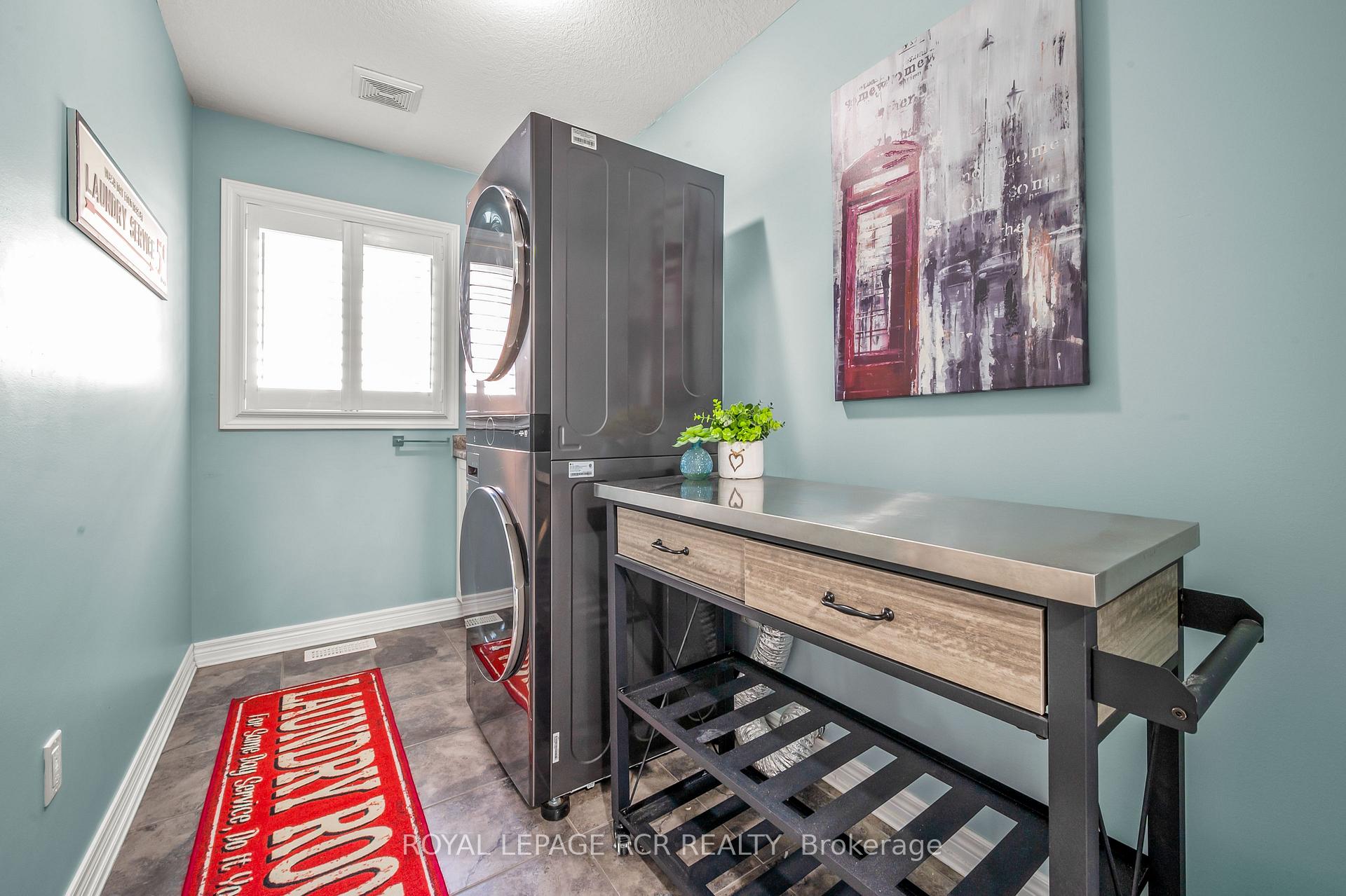 Photo 31 of 85 Laverty Crescent, Orangeville — HOMEH