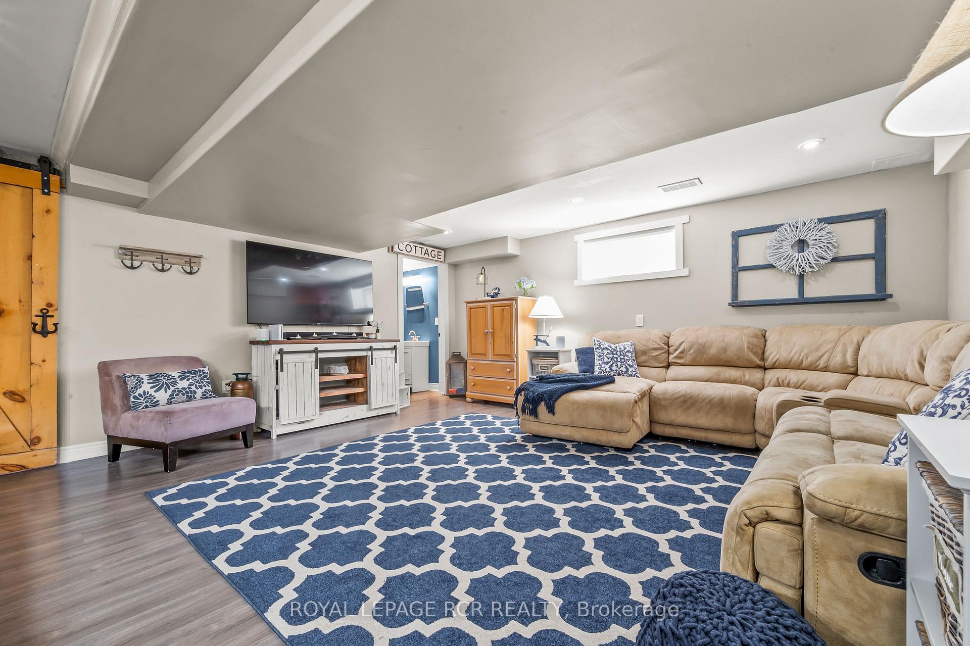 Photo 39 of 85 Laverty Crescent, Orangeville — HOMEH