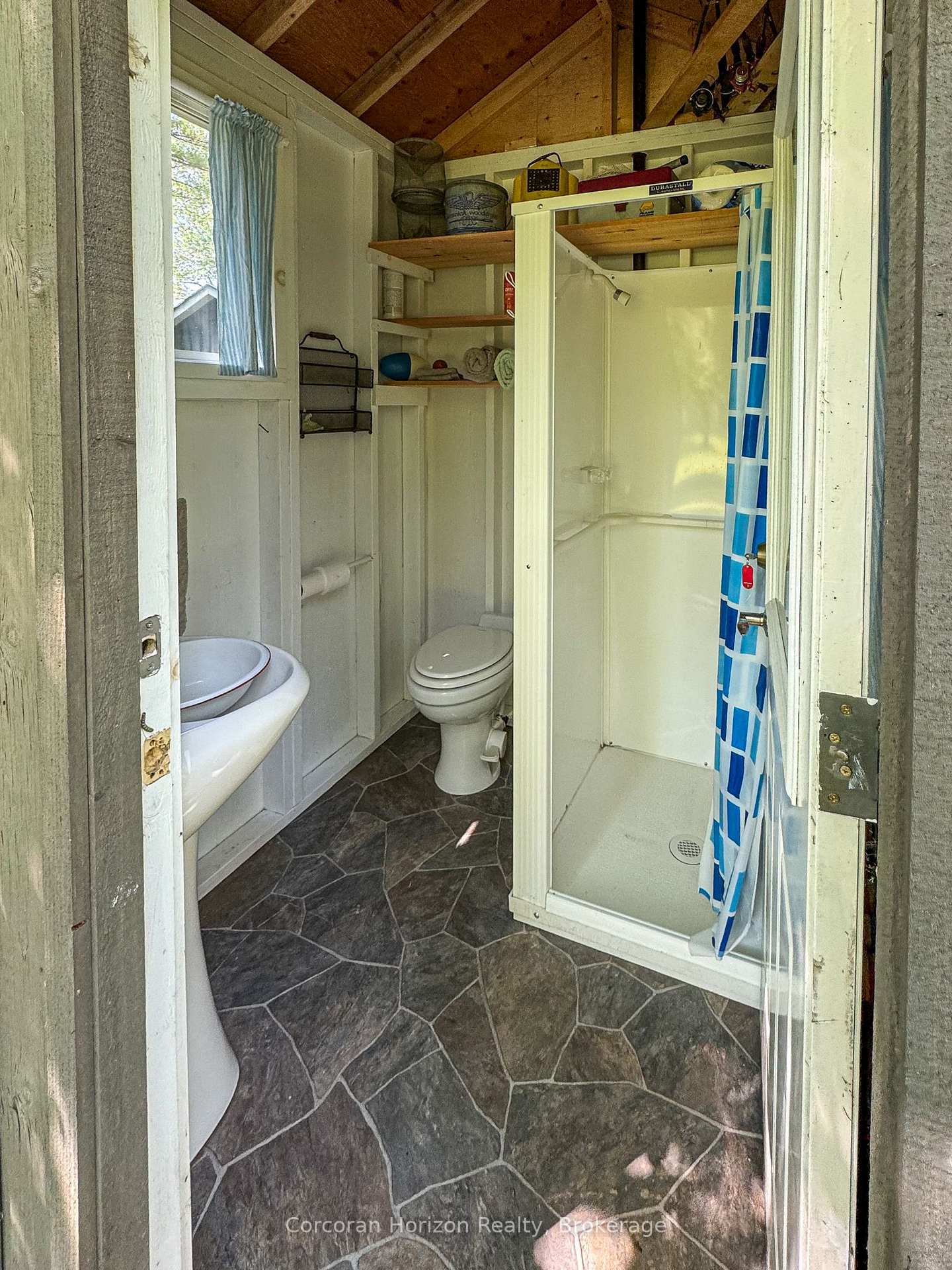 Photo 35 of 1068 Hartley Road, Gravenhurst, Morrison — HOMEH