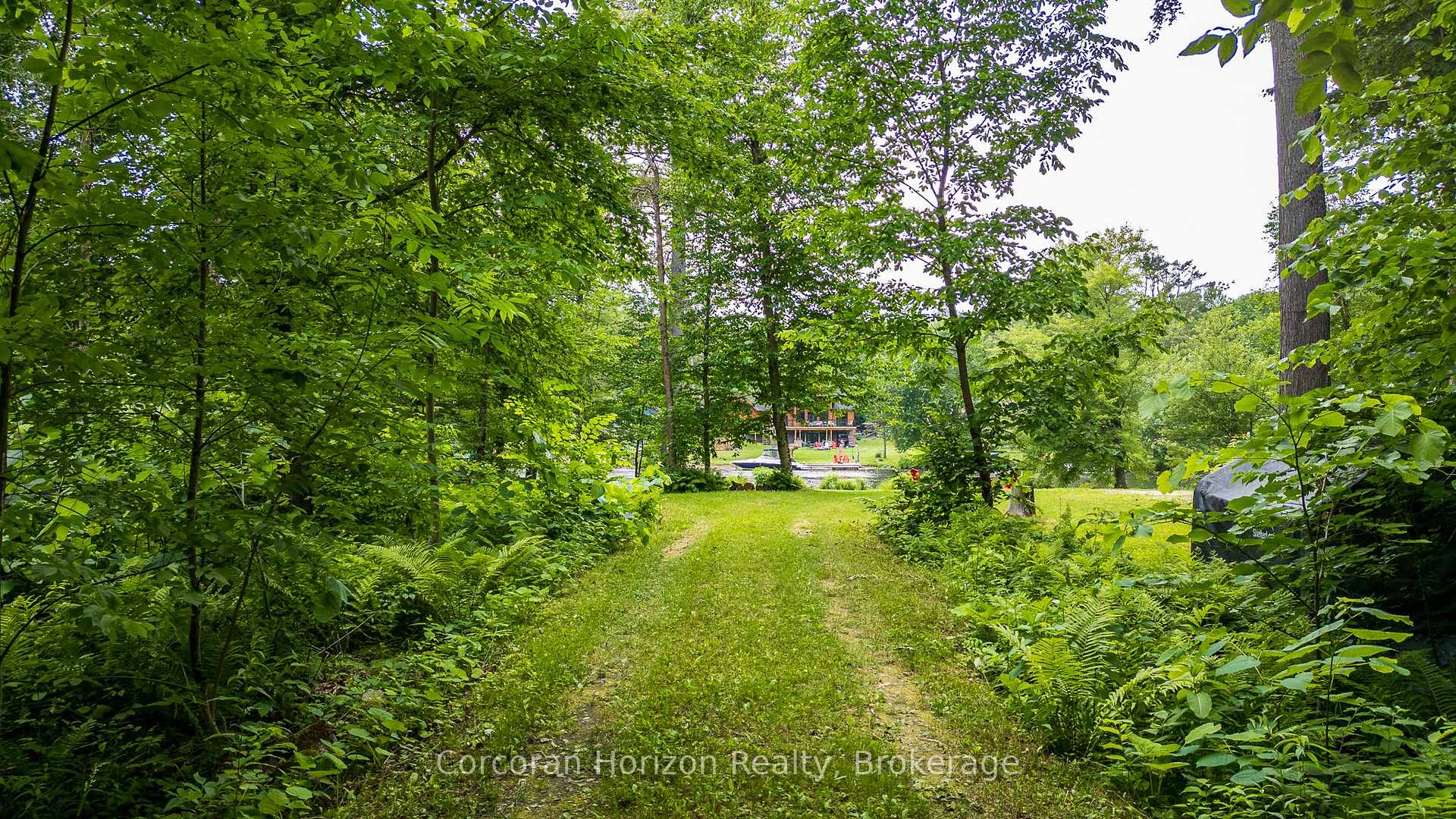 Photo 38 of 1068 Hartley Road, Gravenhurst, Morrison — HOMEH