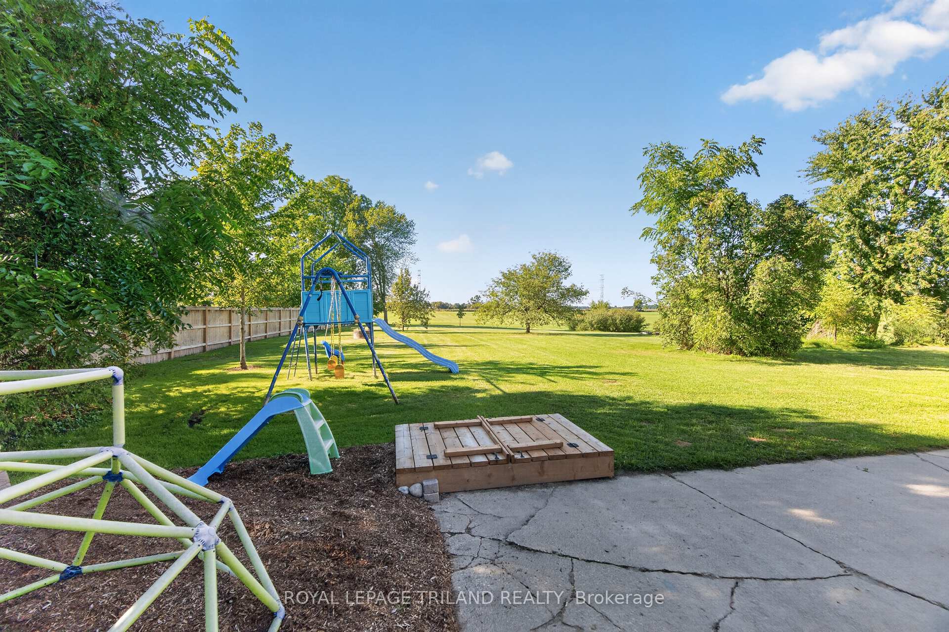 Photo 35 of 6374 Falconbridge Drive, Southwest Middlesex, Appin — HOMEH