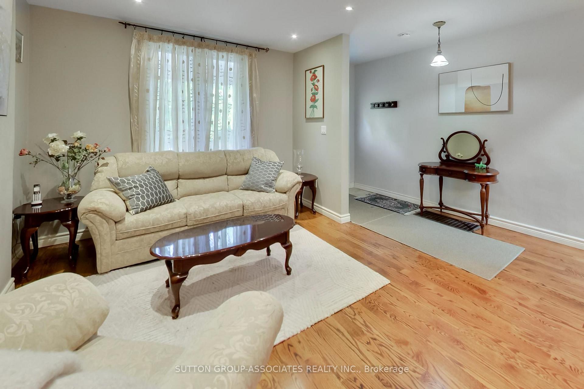 Photo 7 of 82 Helena Avenue, Toronto, Wychwood — HOMEH