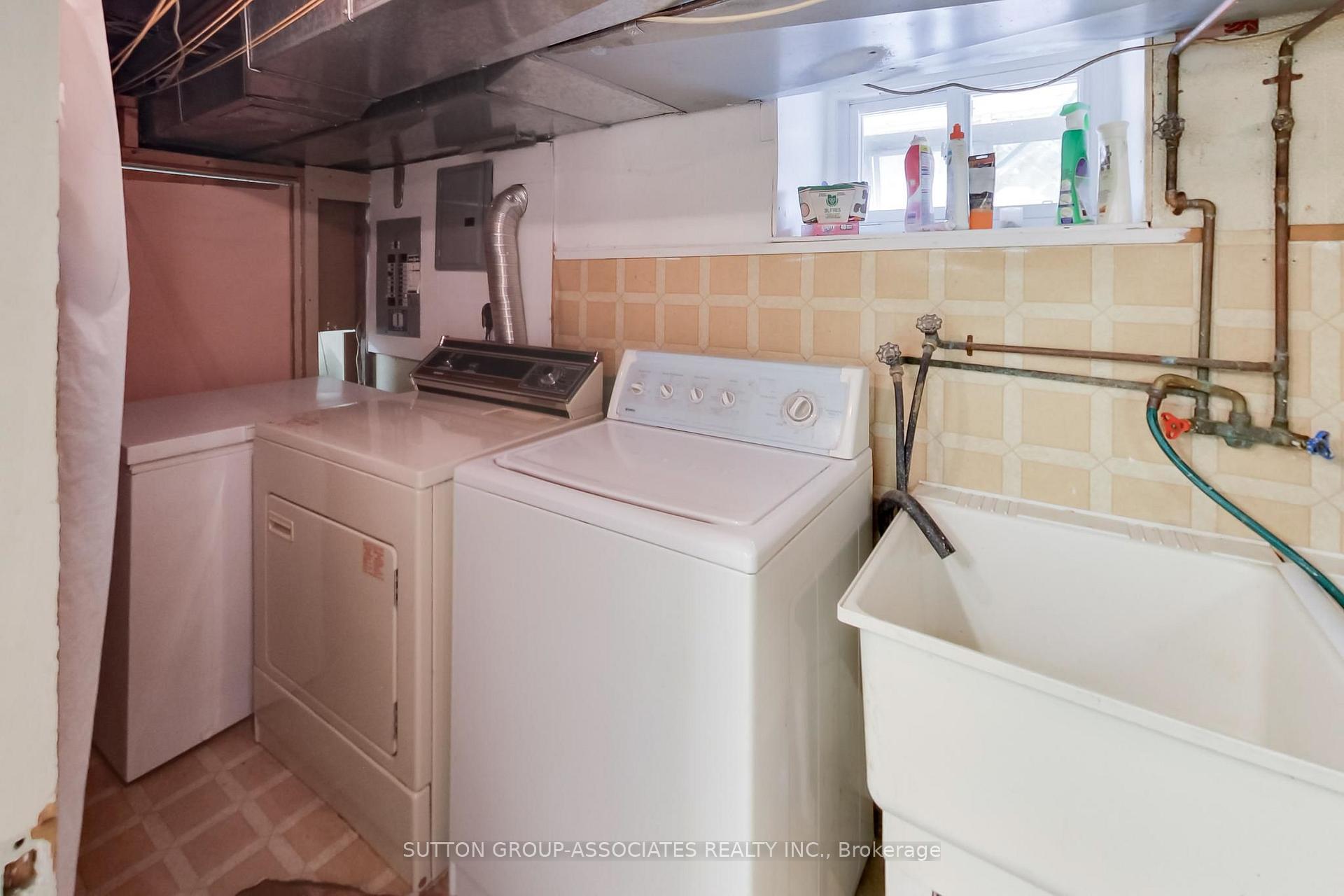 Photo 35 of 82 Helena Avenue, Toronto, Wychwood — HOMEH