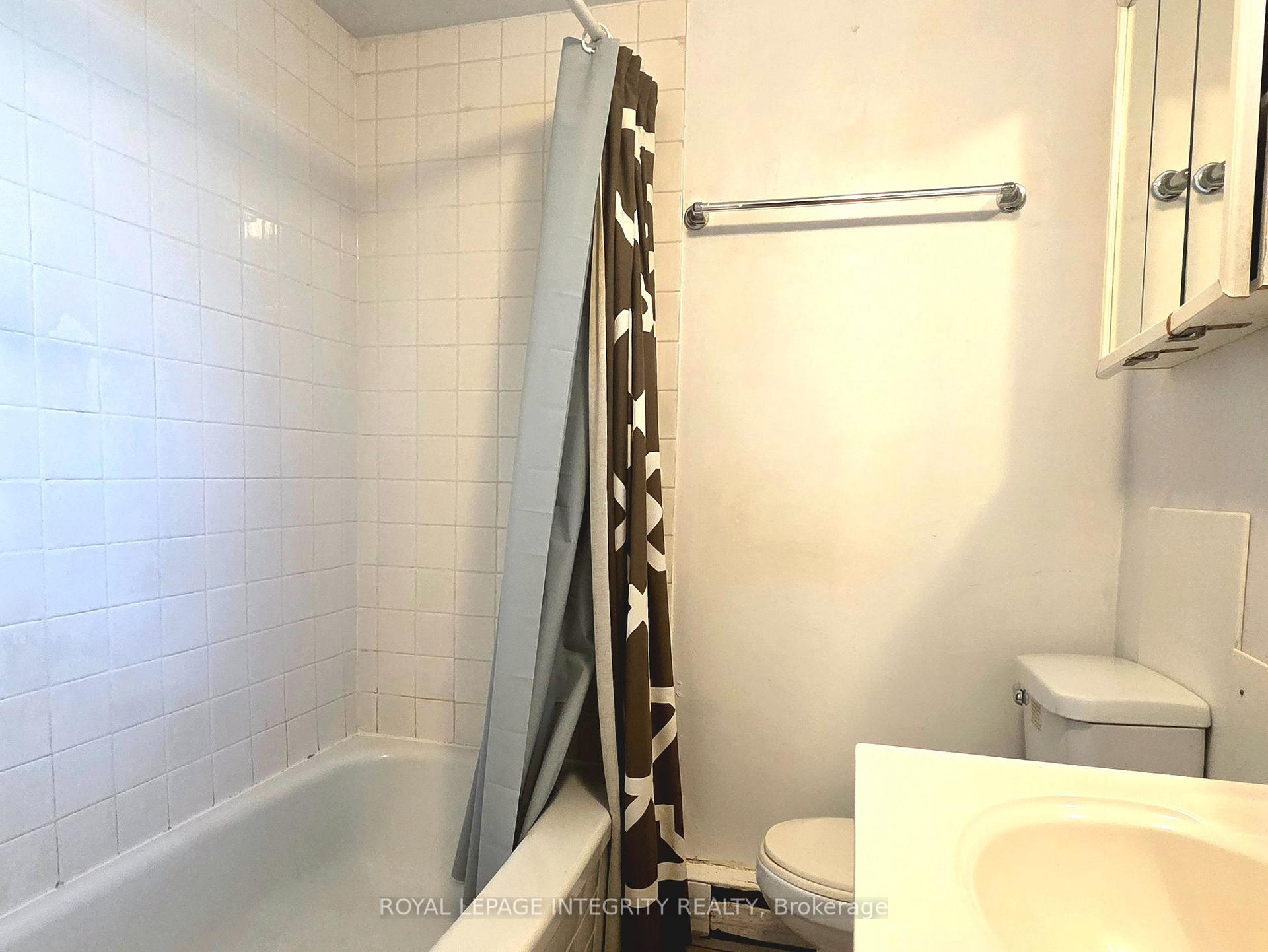 Photo 47 of 60 Clarey Avenue, Ottawa, Glebe — HOMEH