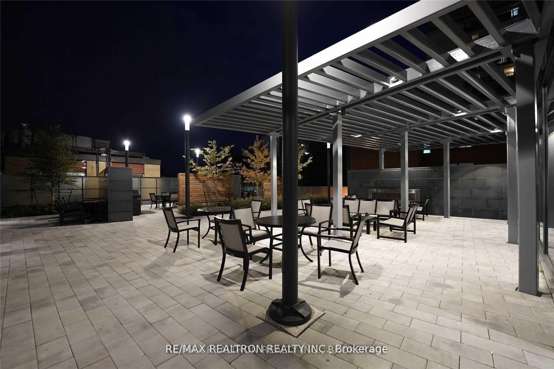 Photo 14 of Unit 1404, 125 Redpath Avenue, Toronto, Mount Pleasant East — HOMEH