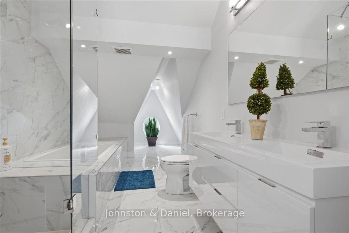 Photo 22 of 175 Brunswick Avenue, Toronto, University — HOMEH