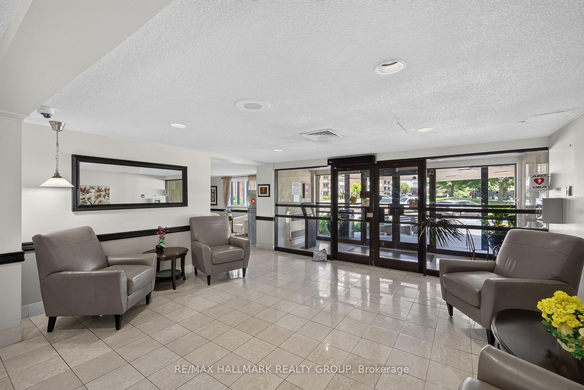 Photo 3 of Unit 313, 1505 Baseline Road, Ottawa, Copeland Park — HOMEH