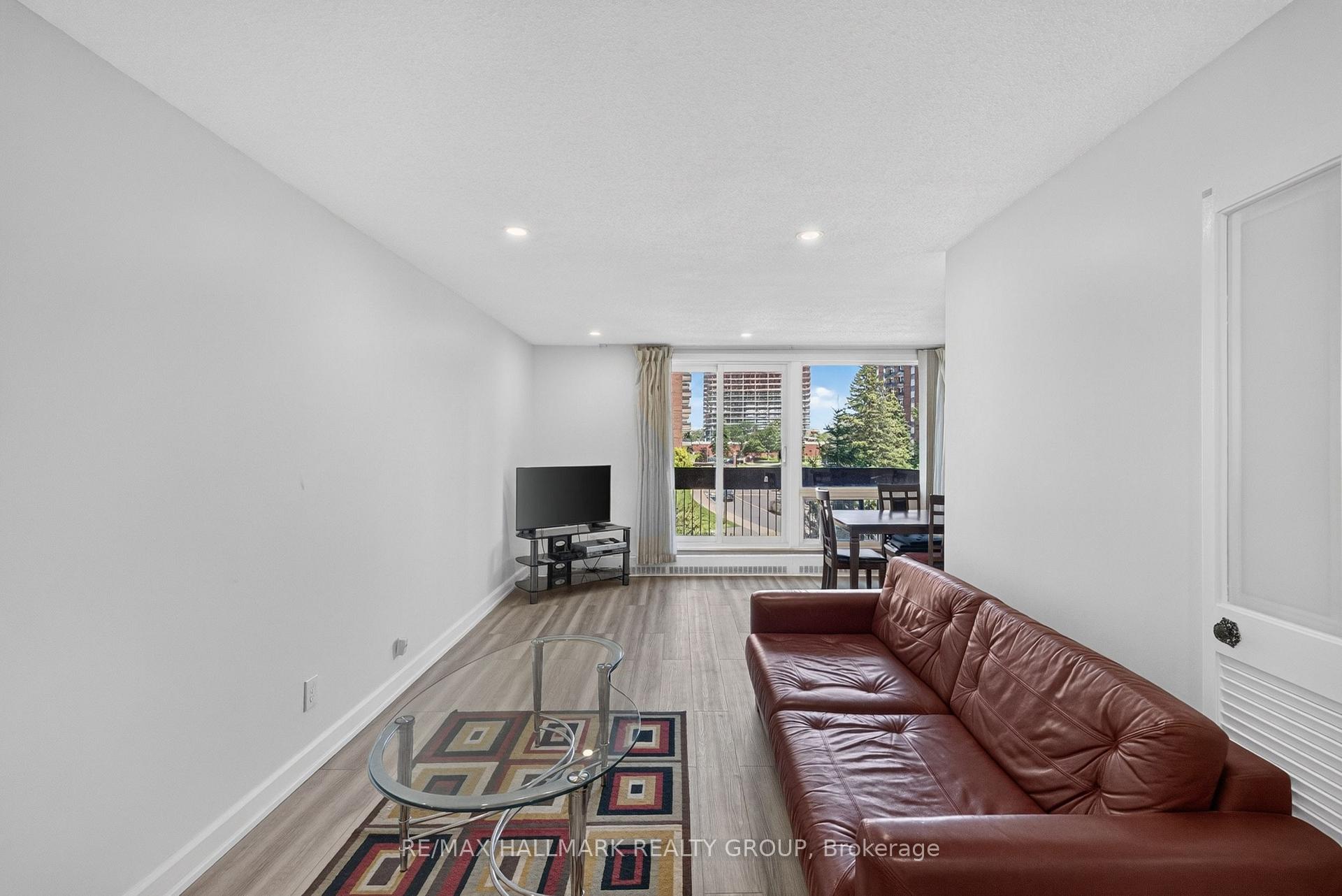 Photo 8 of Unit 313, 1505 Baseline Road, Ottawa, Copeland Park — HOMEH