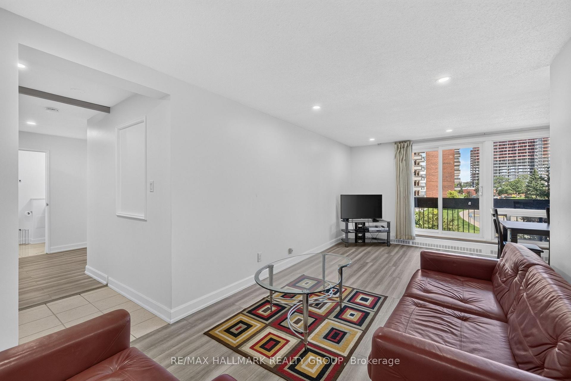 Photo 9 of Unit 313, 1505 Baseline Road, Ottawa, Copeland Park — HOMEH