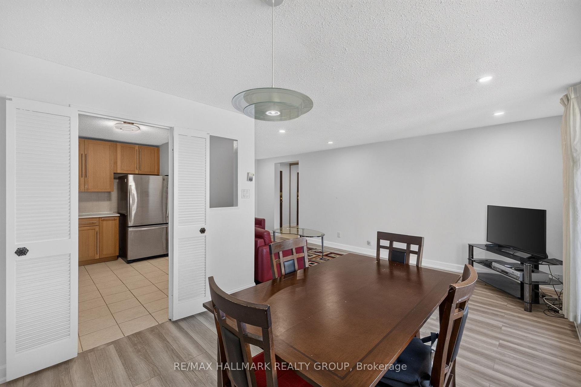 Photo 16 of Unit 313, 1505 Baseline Road, Ottawa, Copeland Park — HOMEH