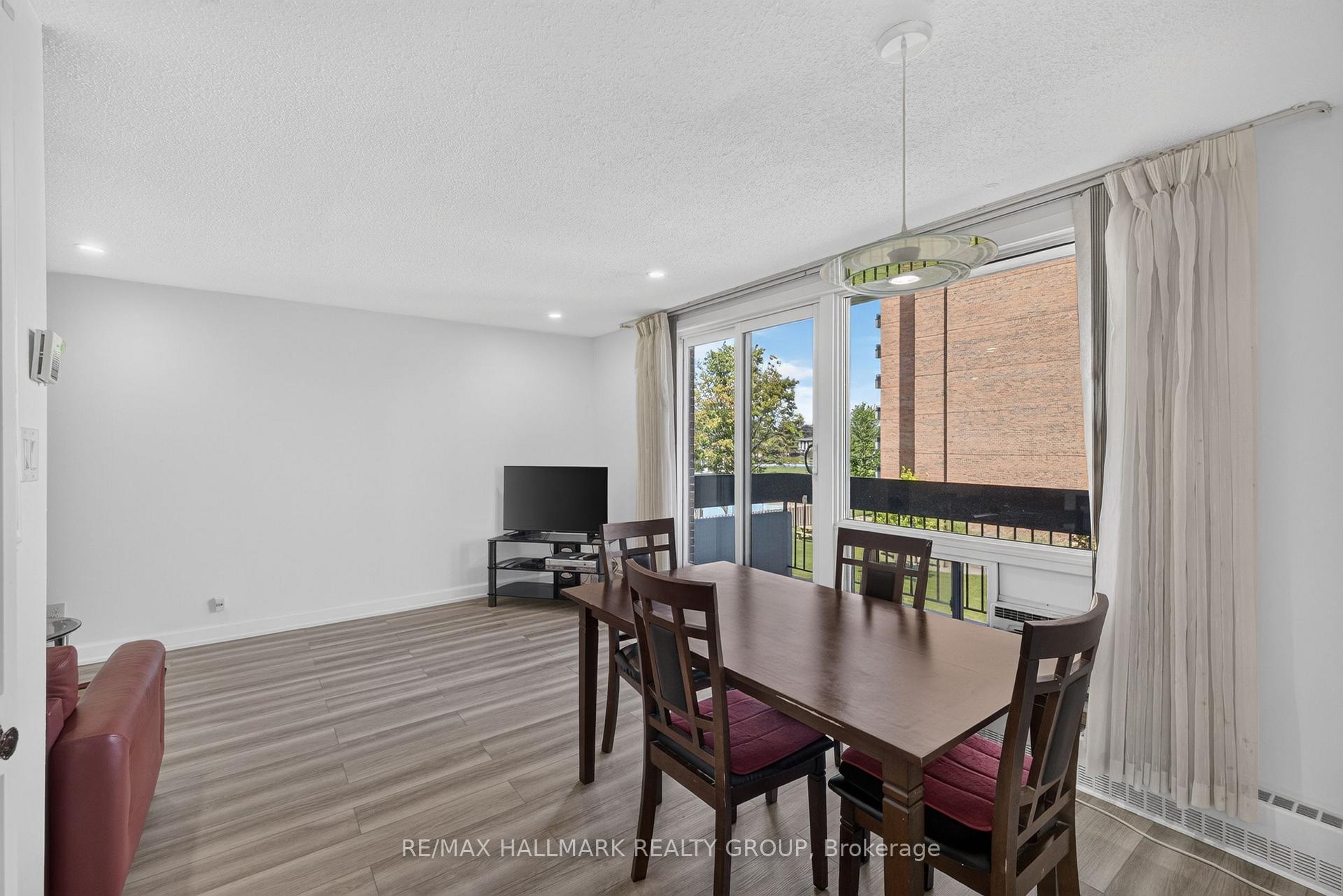 Photo 17 of Unit 313, 1505 Baseline Road, Ottawa, Copeland Park — HOMEH