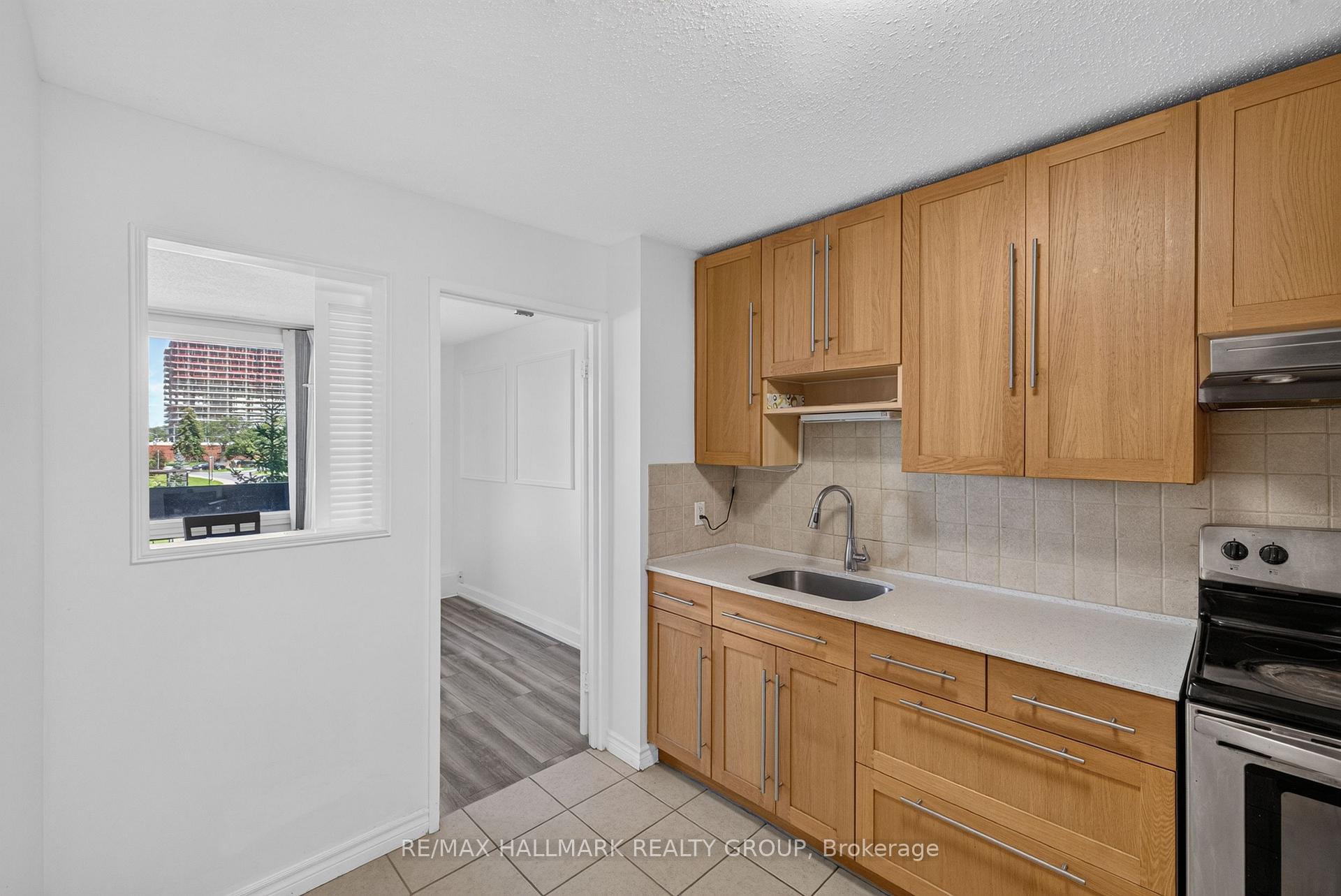 Photo 20 of Unit 313, 1505 Baseline Road, Ottawa, Copeland Park — HOMEH