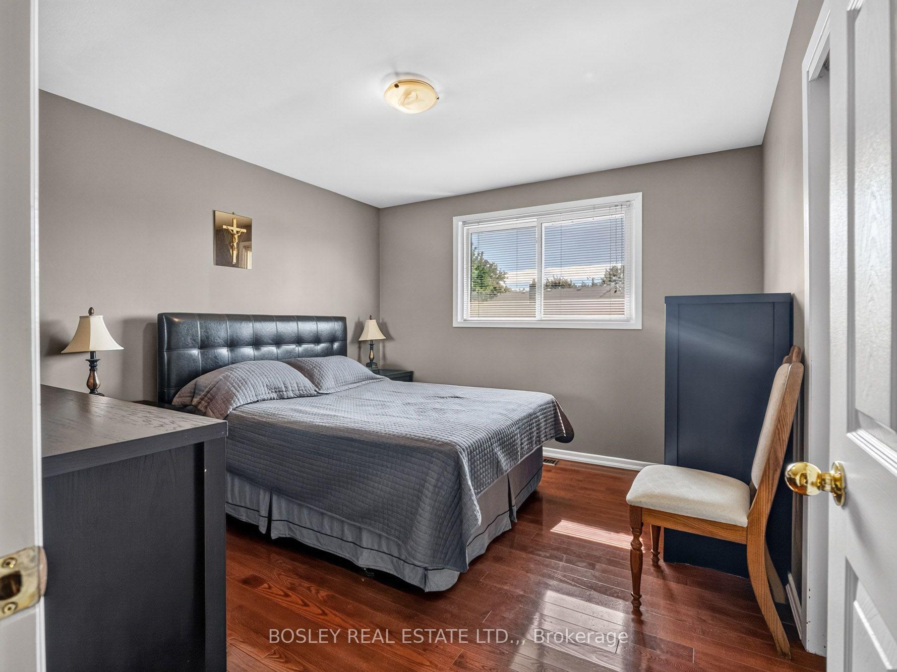 Photo 12 of 5 Bendingroad Crescent, St. Catharines, Lakeport — HOMEH