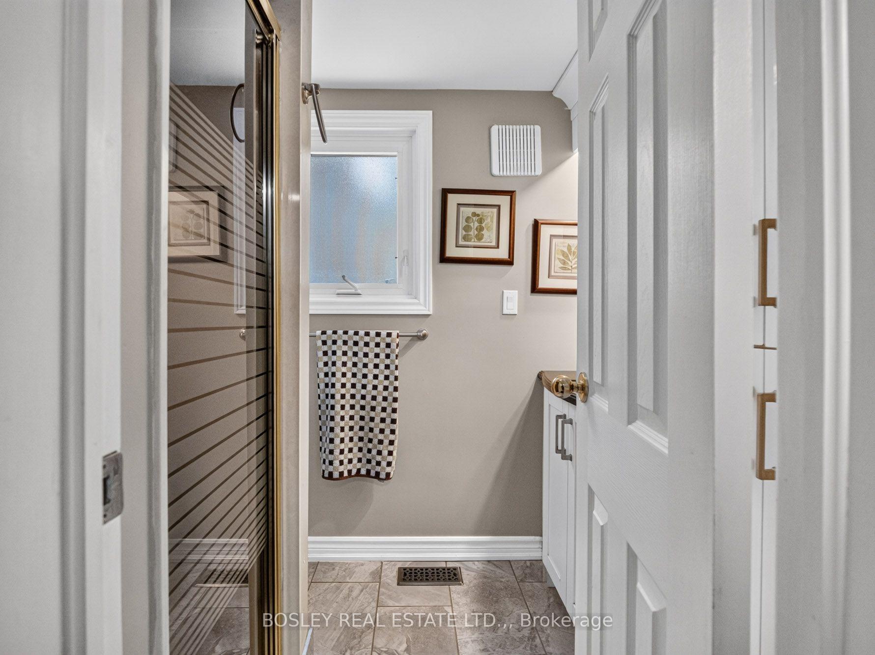 Photo 19 of 5 Bendingroad Crescent, St. Catharines, Lakeport — HOMEH