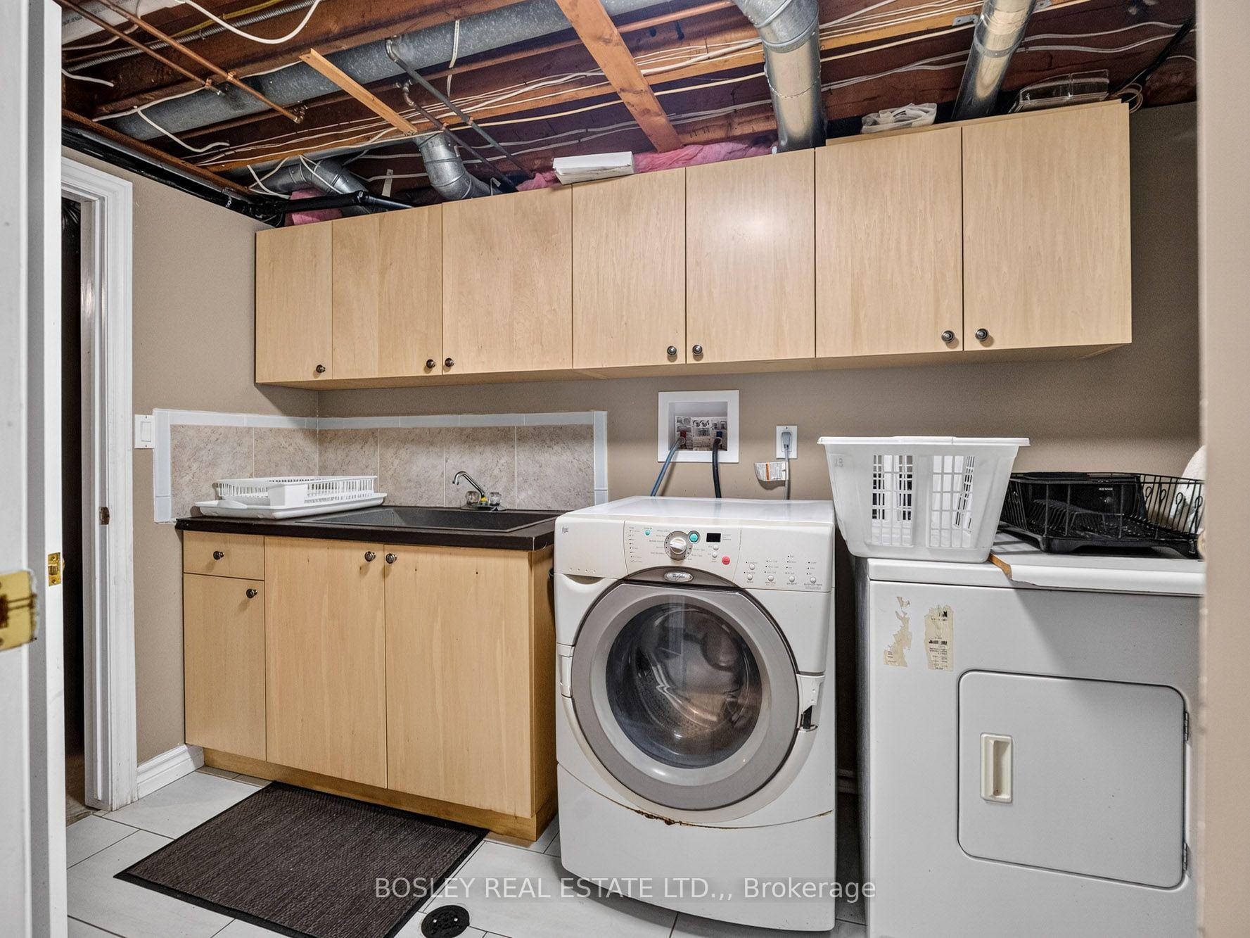 Photo 24 of 5 Bendingroad Crescent, St. Catharines, Lakeport — HOMEH