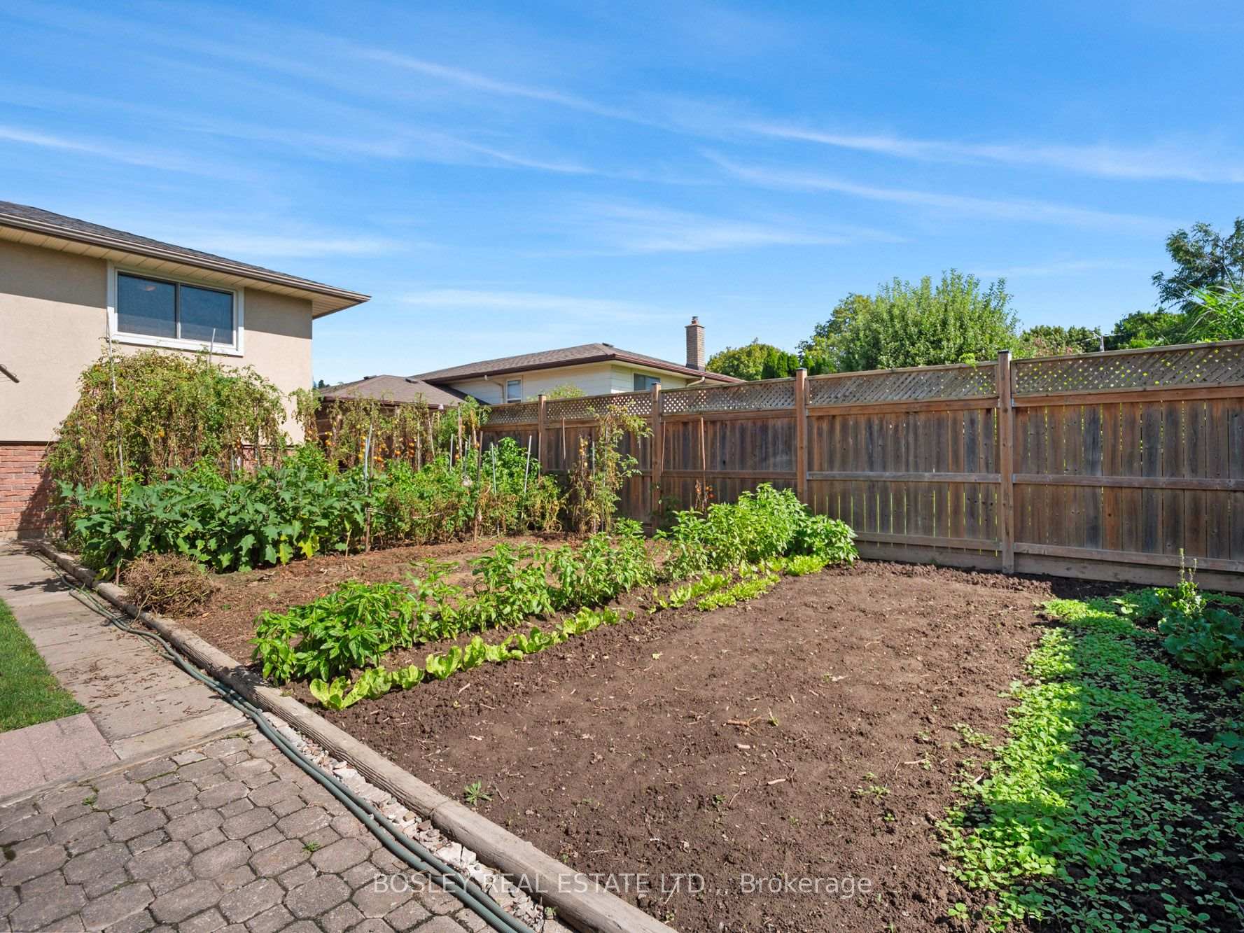 Photo 30 of 5 Bendingroad Crescent, St. Catharines, Lakeport — HOMEH