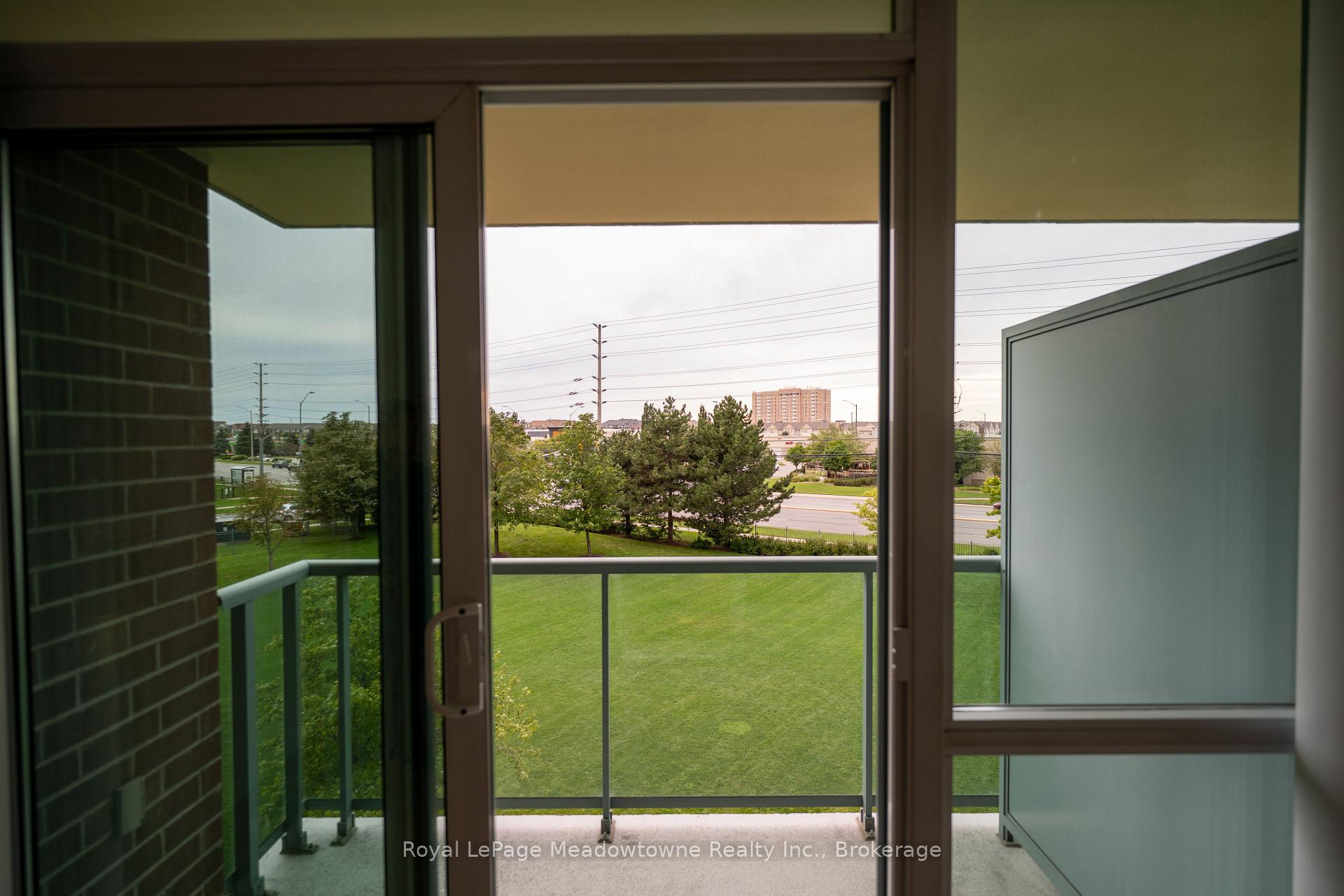 Photo 12 of Unit 301, 4879 Kimbermount Avenue, Mississauga, Central Erin Mills — HOMEH