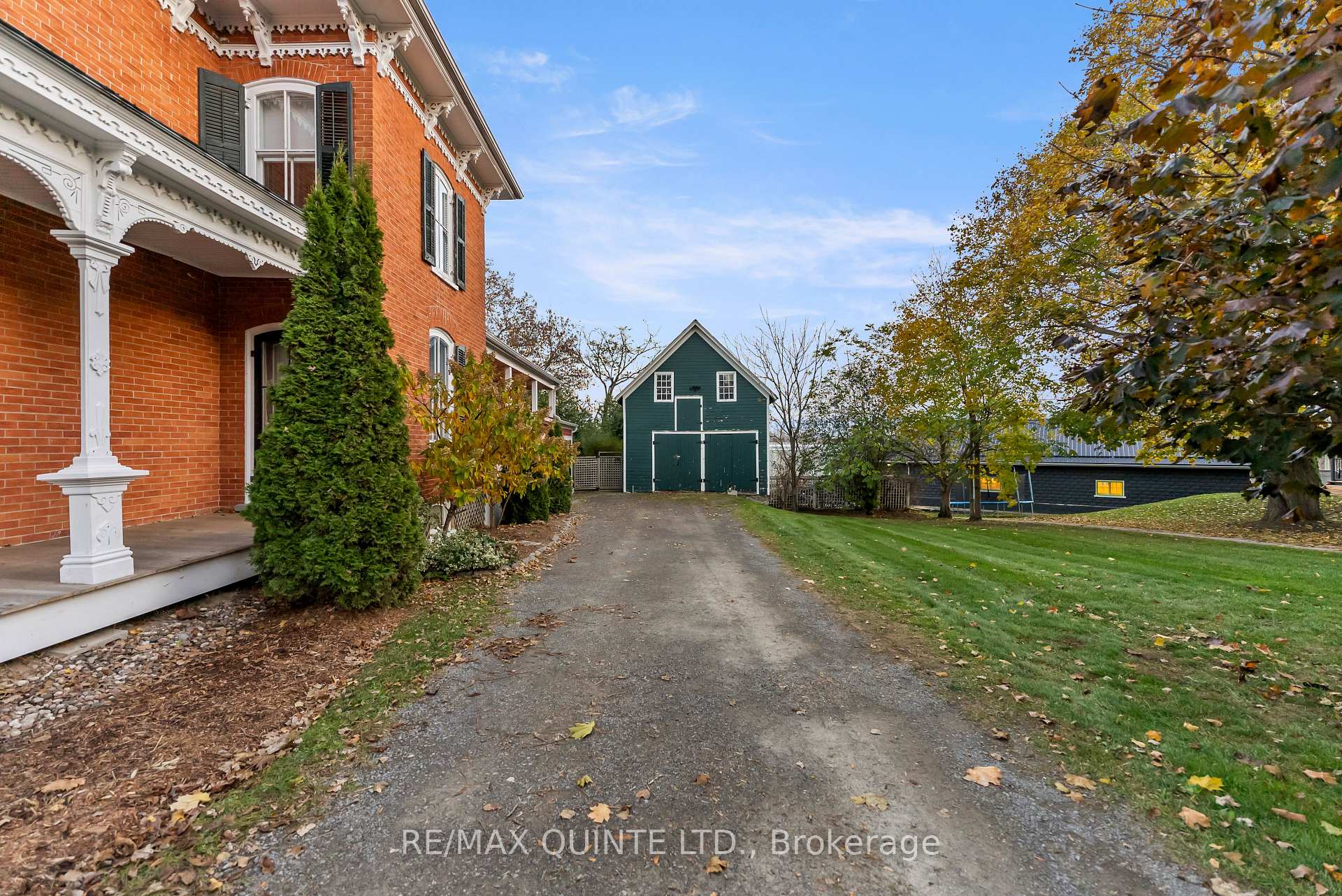 Photo 5 of 349 Main Street, Prince Edward County, Bloomfield Ward — HOMEH