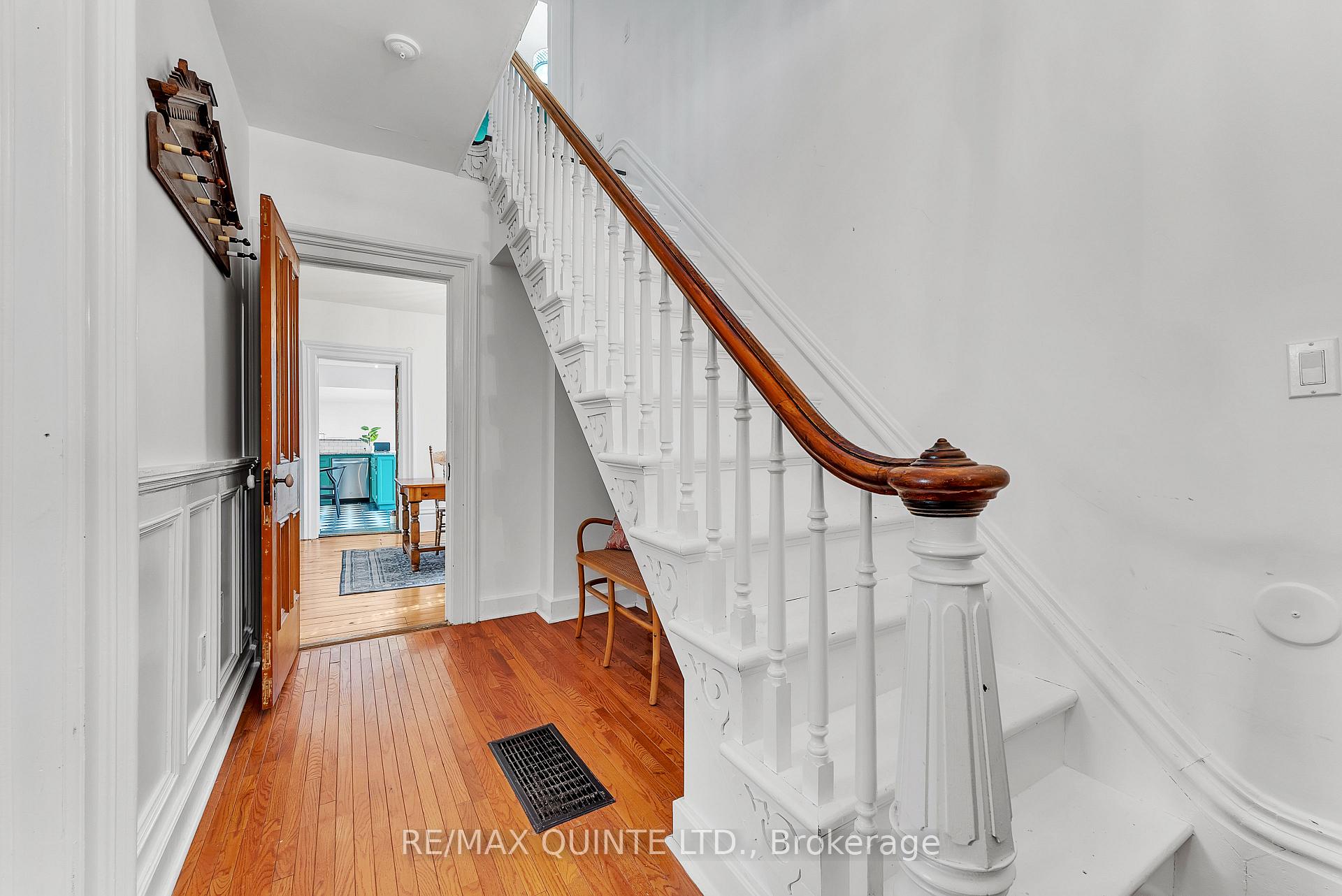 Photo 7 of 349 Main Street, Prince Edward County, Bloomfield Ward — HOMEH