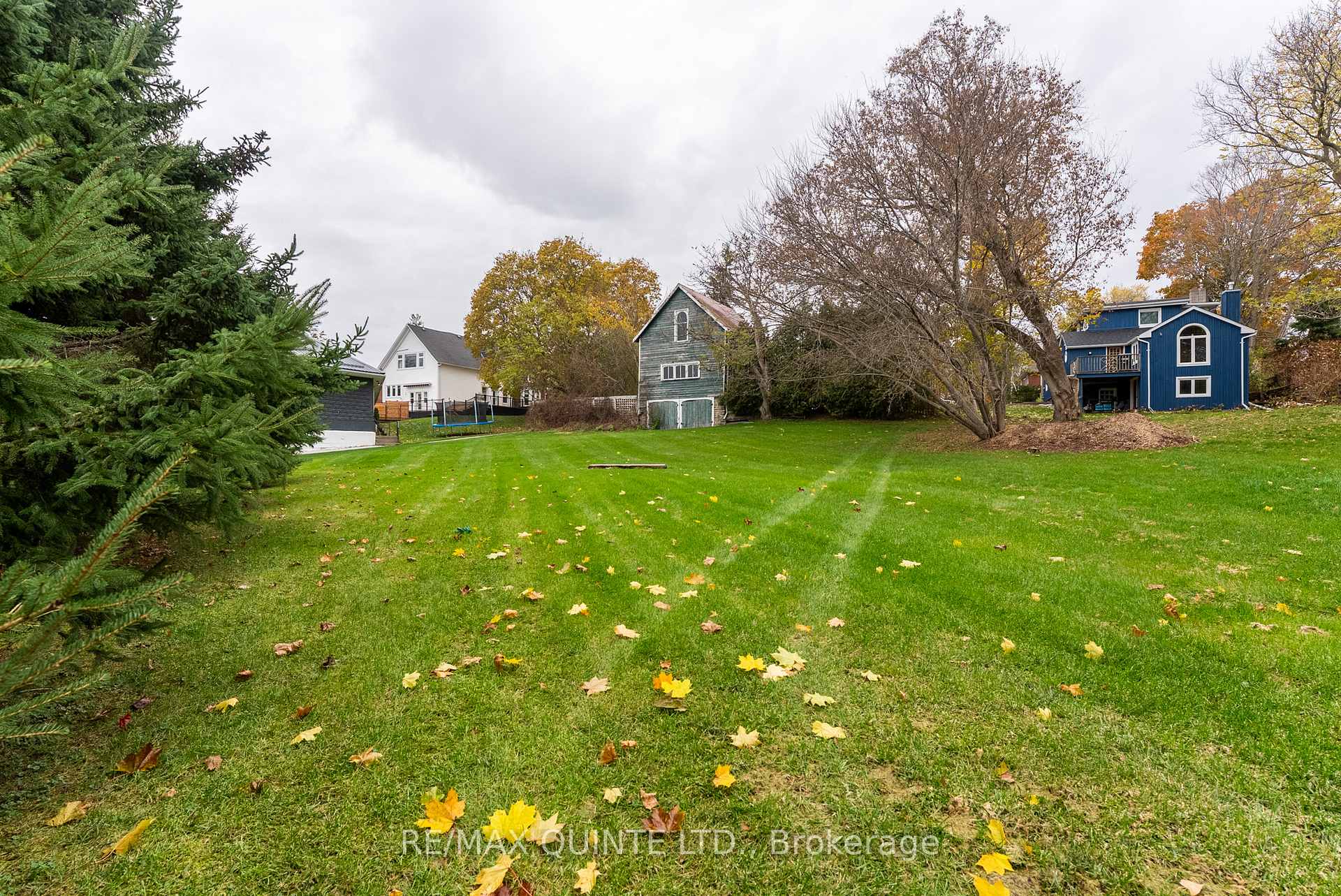 Photo 40 of 349 Main Street, Prince Edward County, Bloomfield Ward — HOMEH
