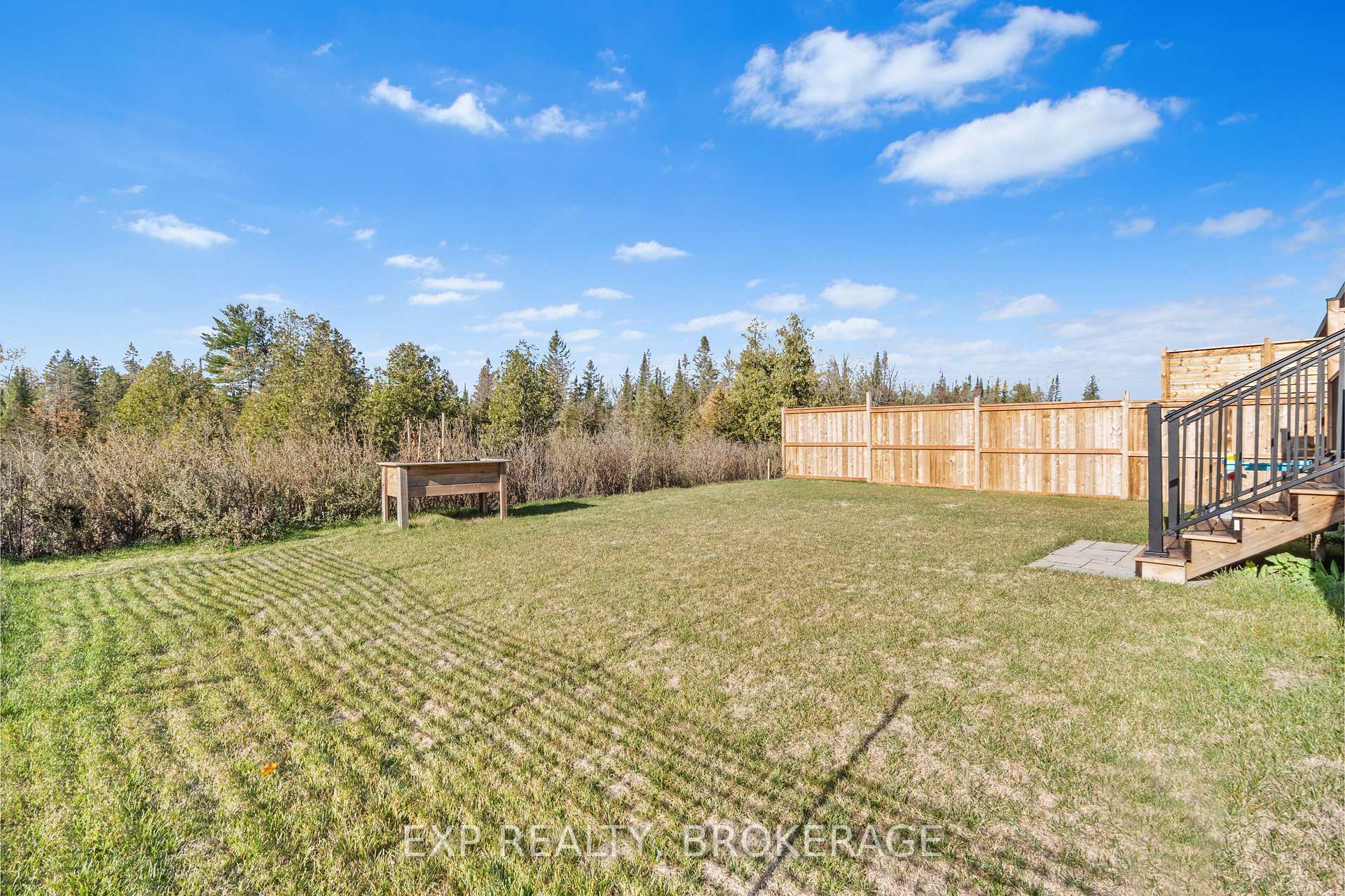 Photo 39 of 121 Creighton Drive, Loyalist, Lennox and Addington - South — HOMEH