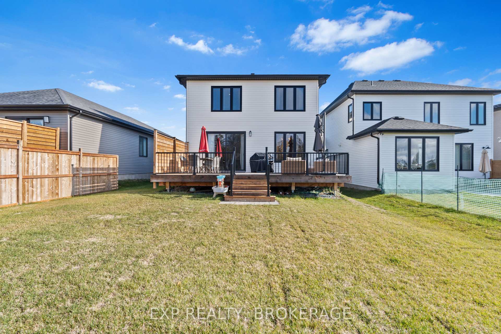 Photo 41 of 121 Creighton Drive, Loyalist, Lennox and Addington - South — HOMEH