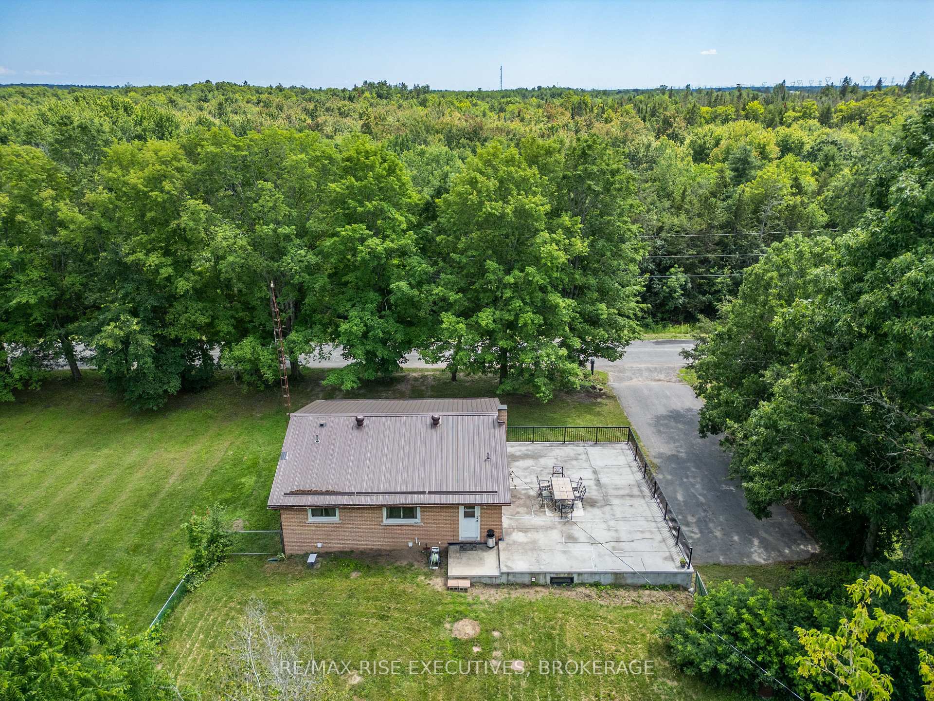 Photo 3 of 3326 Van Order Road, Kingston, City North of 401 — HOMEH