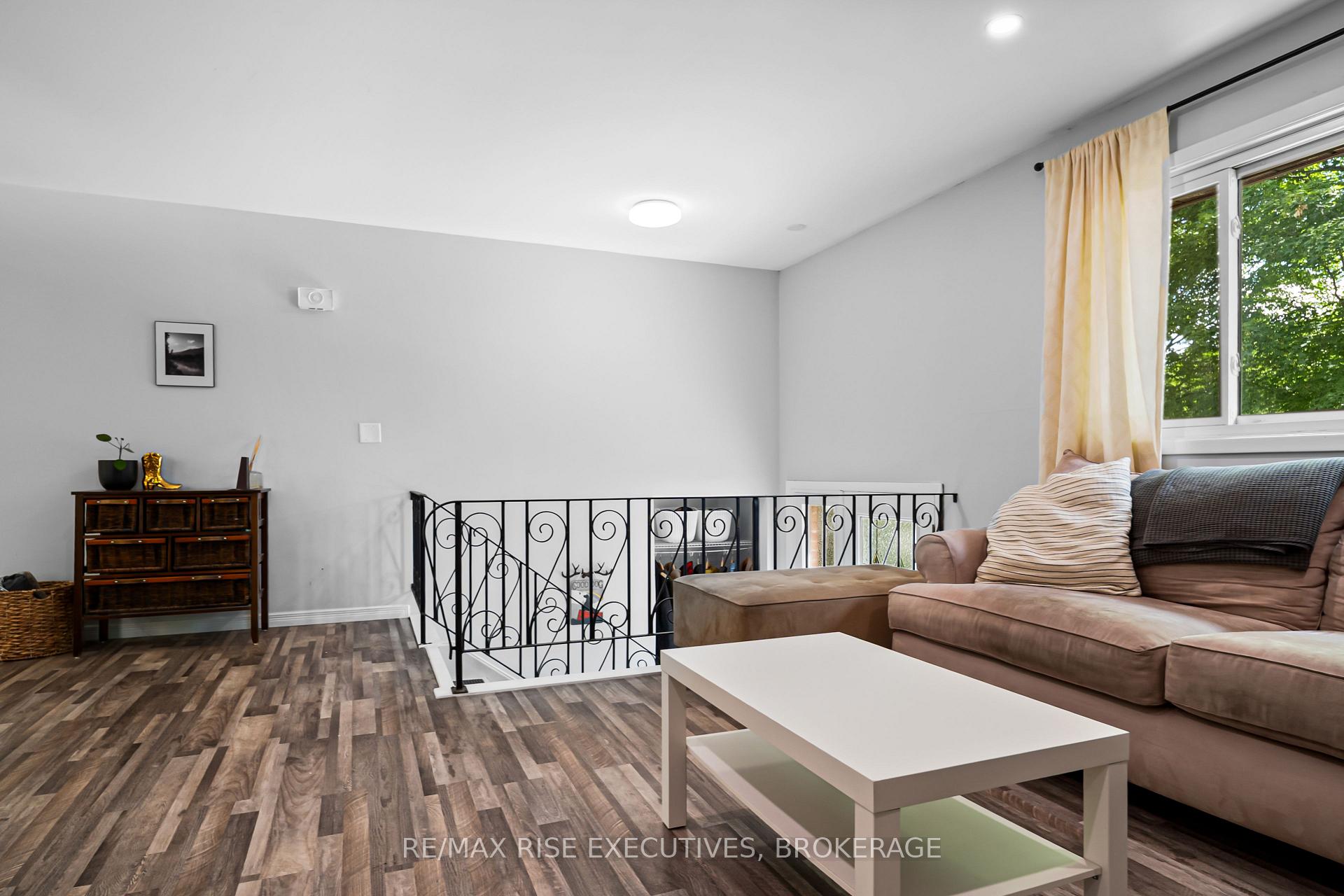 Photo 8 of 3326 Van Order Road, Kingston, City North of 401 — HOMEH