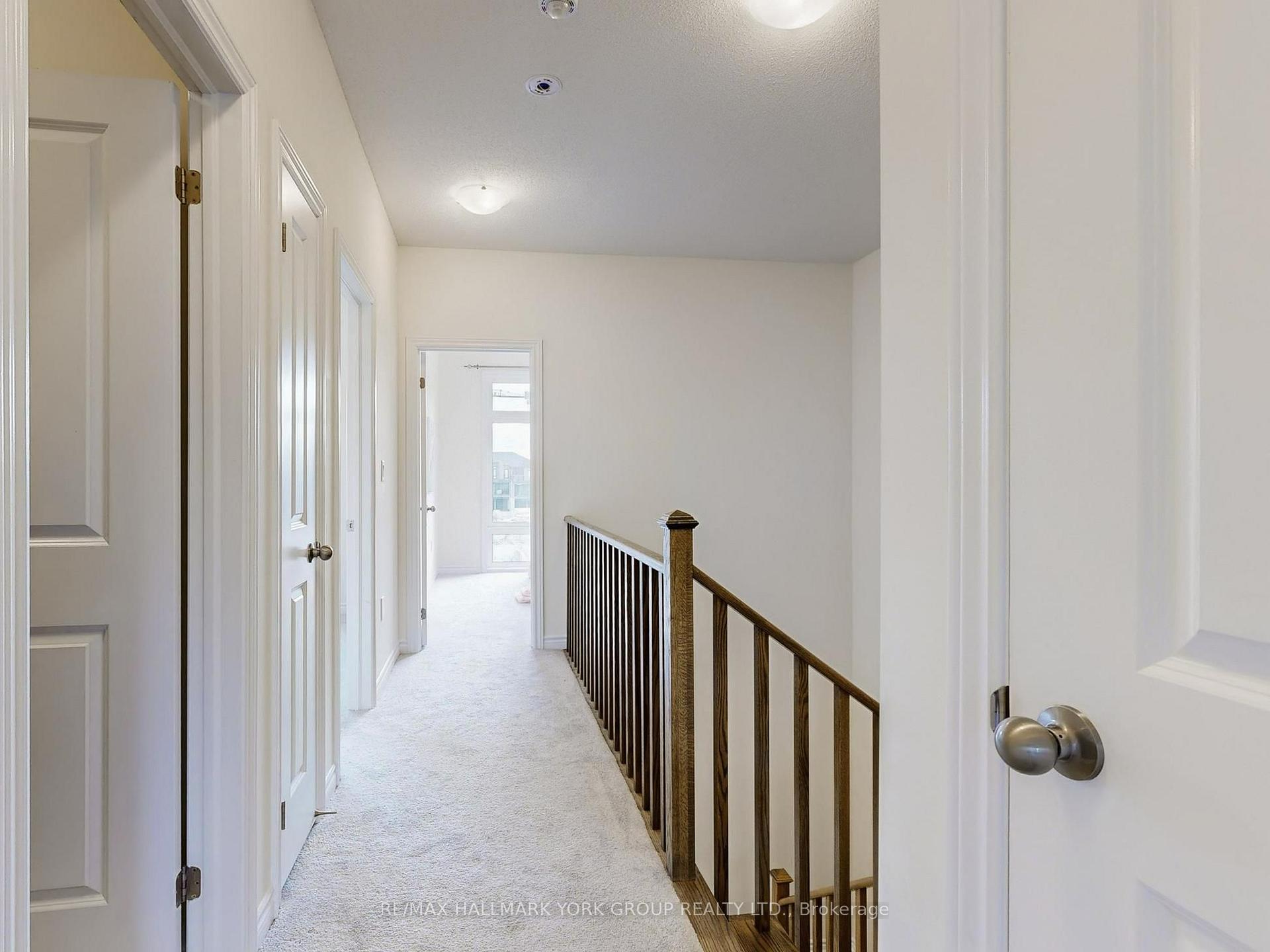 Photo 17 of 42 Blick Crescent, Aurora, Bayview Northeast — HOMEH
