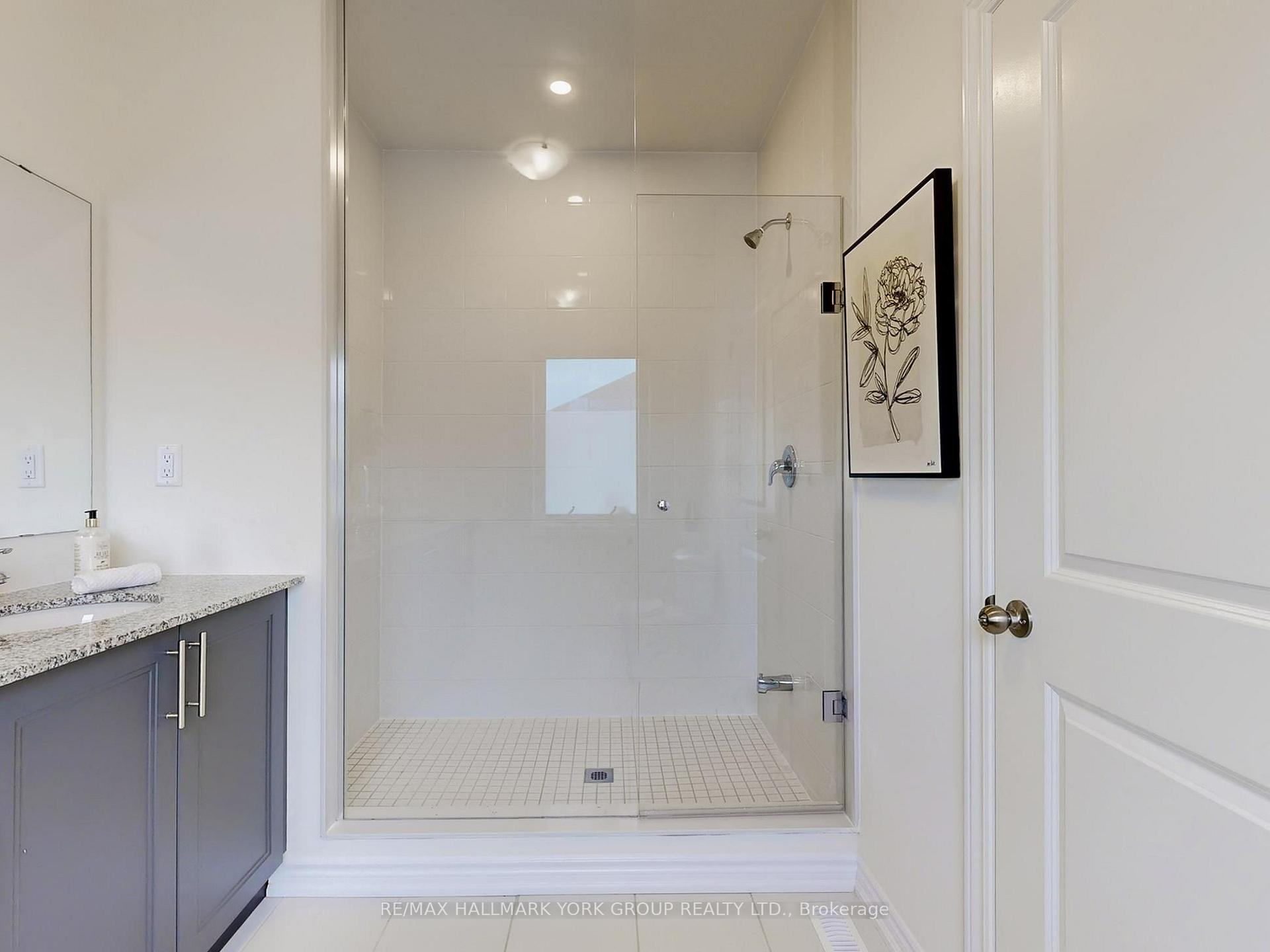 Photo 23 of 42 Blick Crescent, Aurora, Bayview Northeast — HOMEH