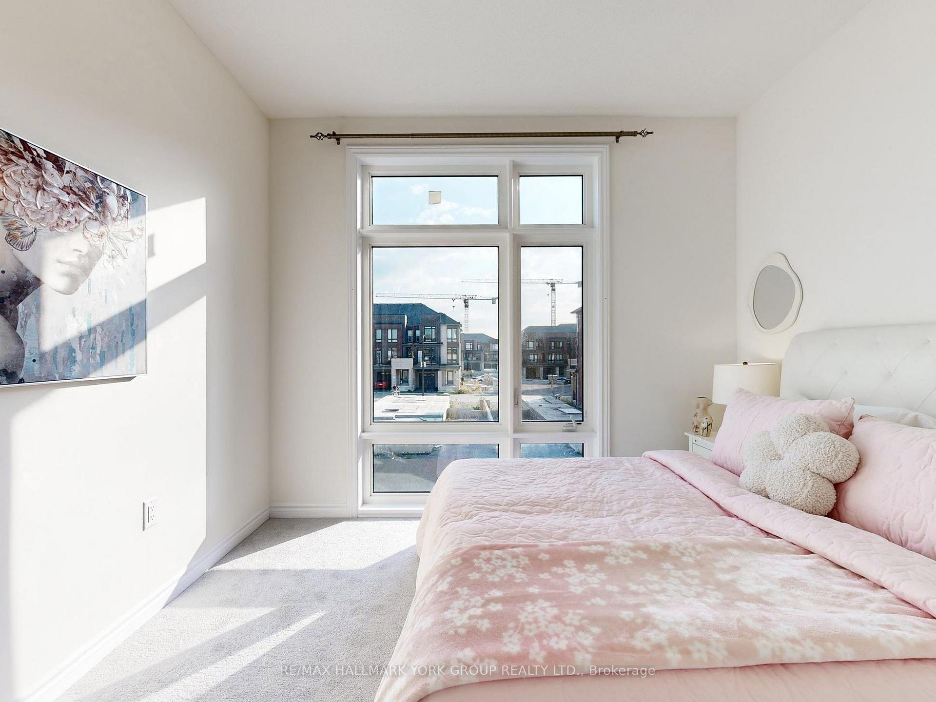 Photo 29 of 42 Blick Crescent, Aurora, Bayview Northeast — HOMEH
