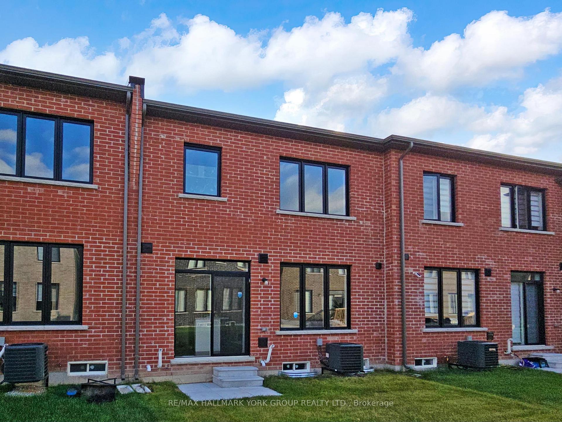 Photo 38 of 42 Blick Crescent, Aurora, Bayview Northeast — HOMEH