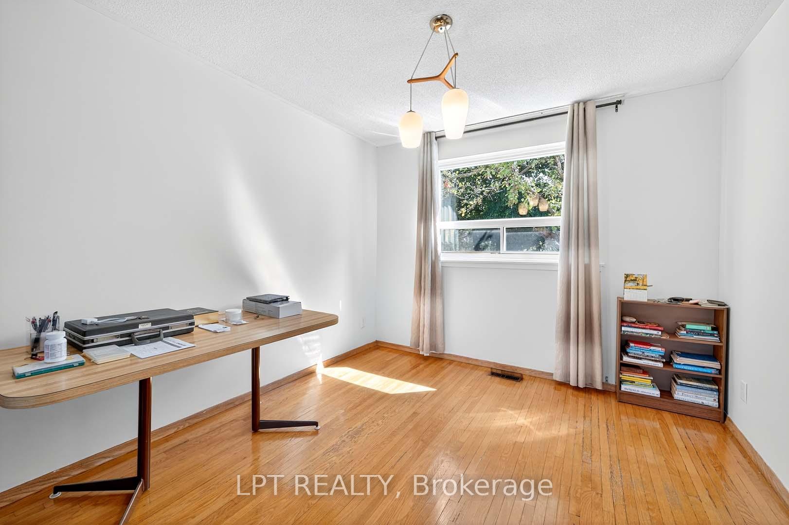 Photo 7 of 49 Kentish Crescent, Scarborough, Agincourt South-Malvern West — HOMEH