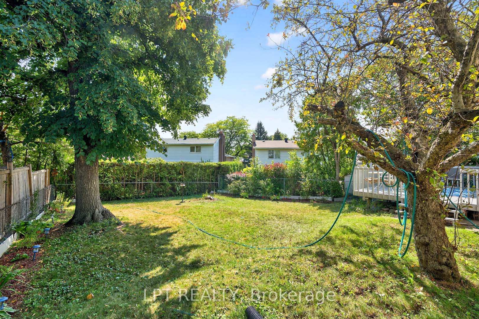 Photo 28 of 49 Kentish Crescent, Scarborough, Agincourt South-Malvern West — HOMEH