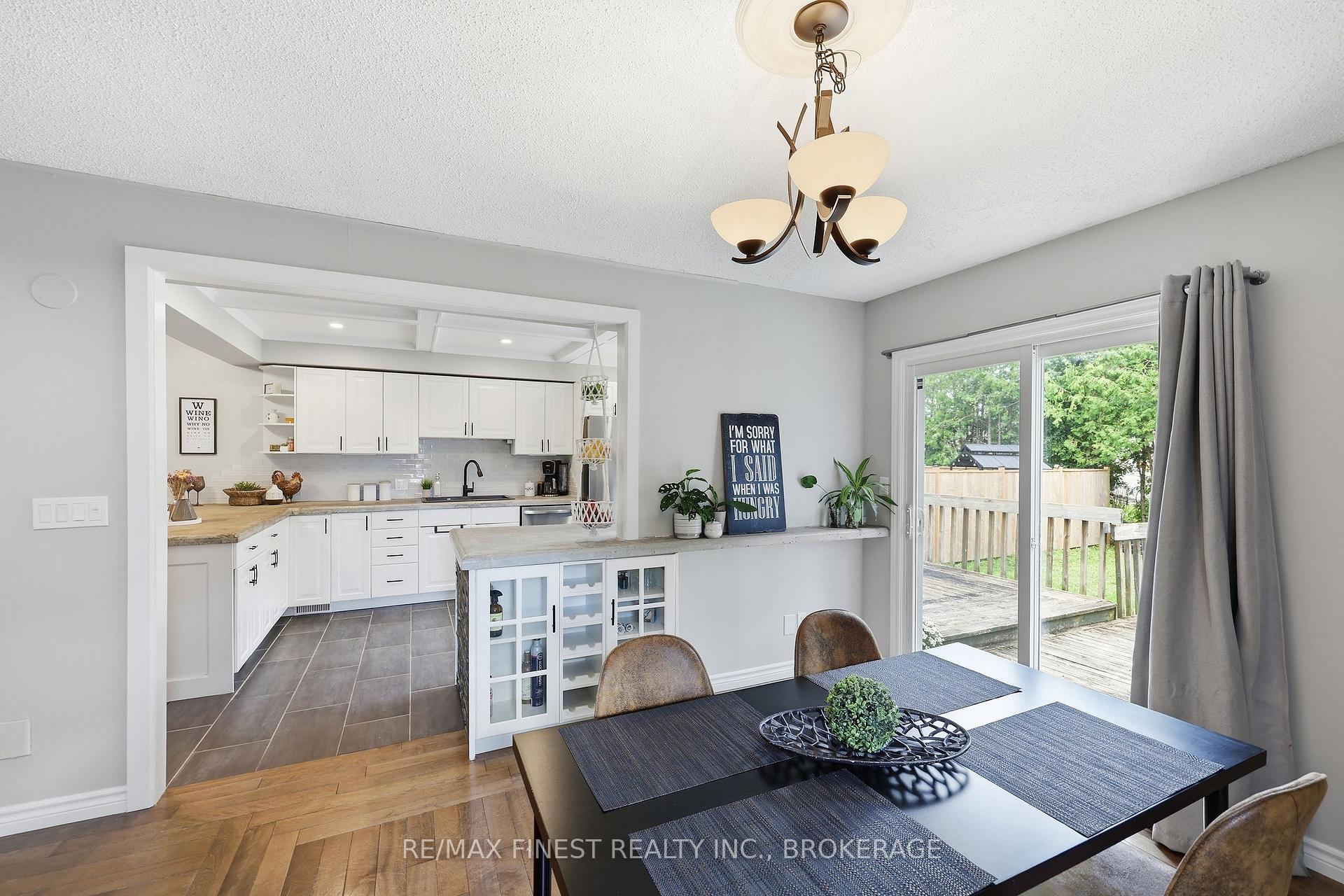 Photo 20 of 10 Chartwell Crescent, Kingston, Kingston East (Incl Barret Crt) — HOMEH